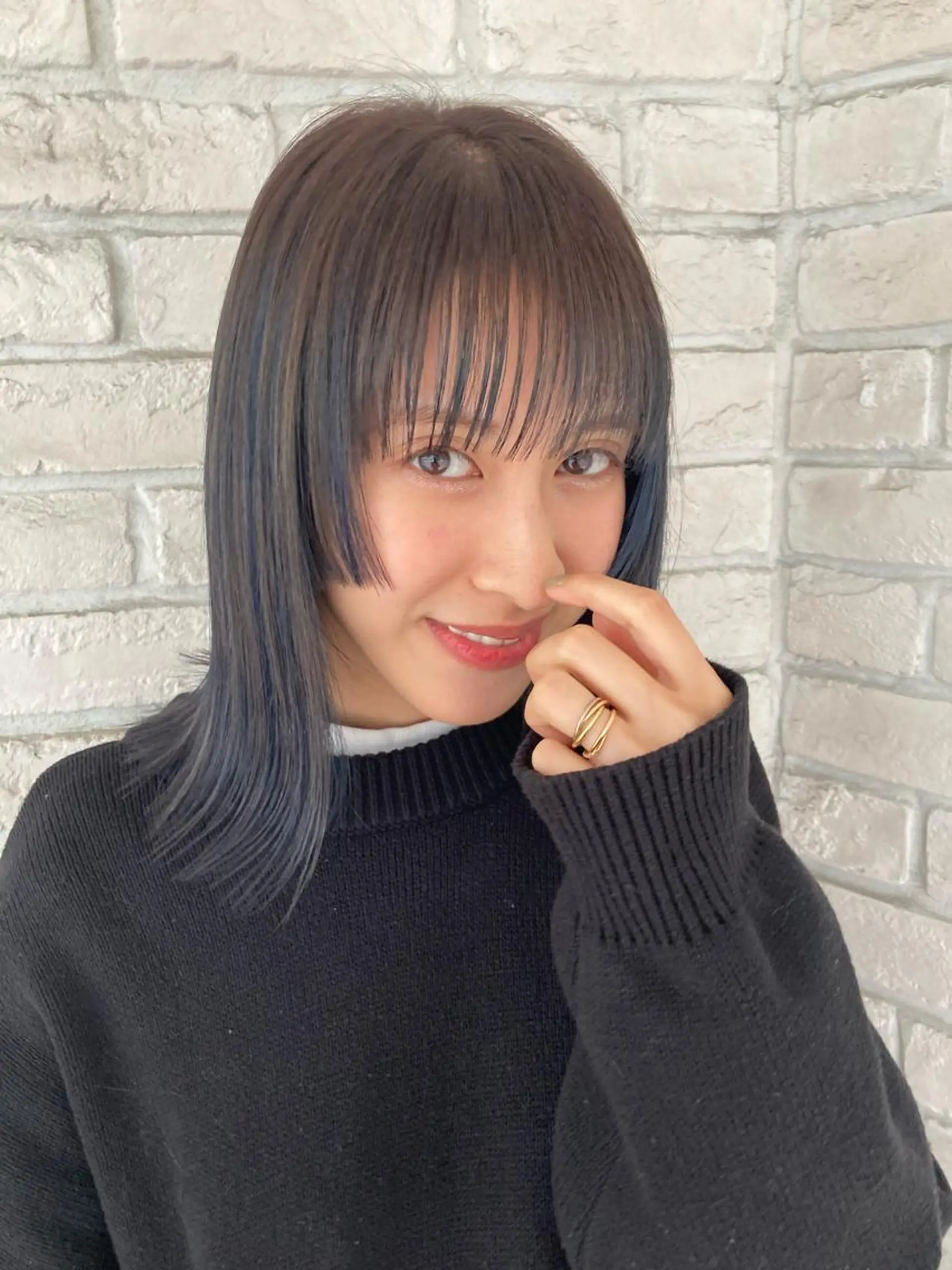 ロング 白髪ぼかしハイライト ヘアアレンジのヘアスタイル