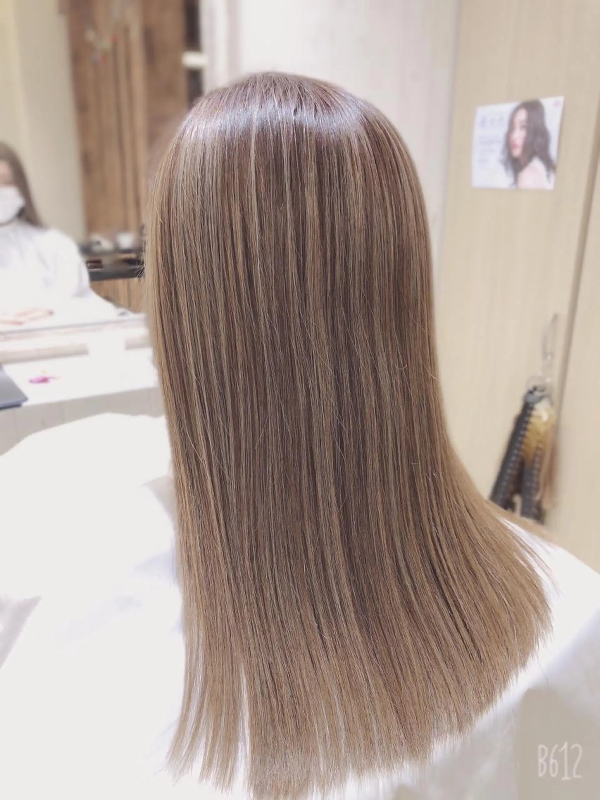セミロング ワンレンボブ セミロングパーマ アッシュ ボブ くびれヘア カット トリートメント 【垢抜け大人髪】 TIARA西山のヘアスタイル