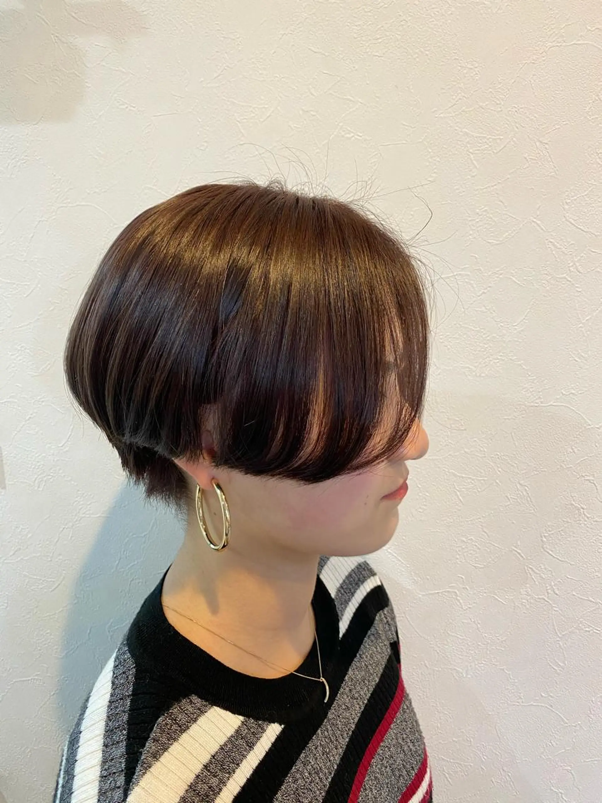 ショート カラー ブラウンカラー チョコレートブラウン es Hair Make Space所属・KAREN／ 武蔵小山/自由が丘のヘアスタイル