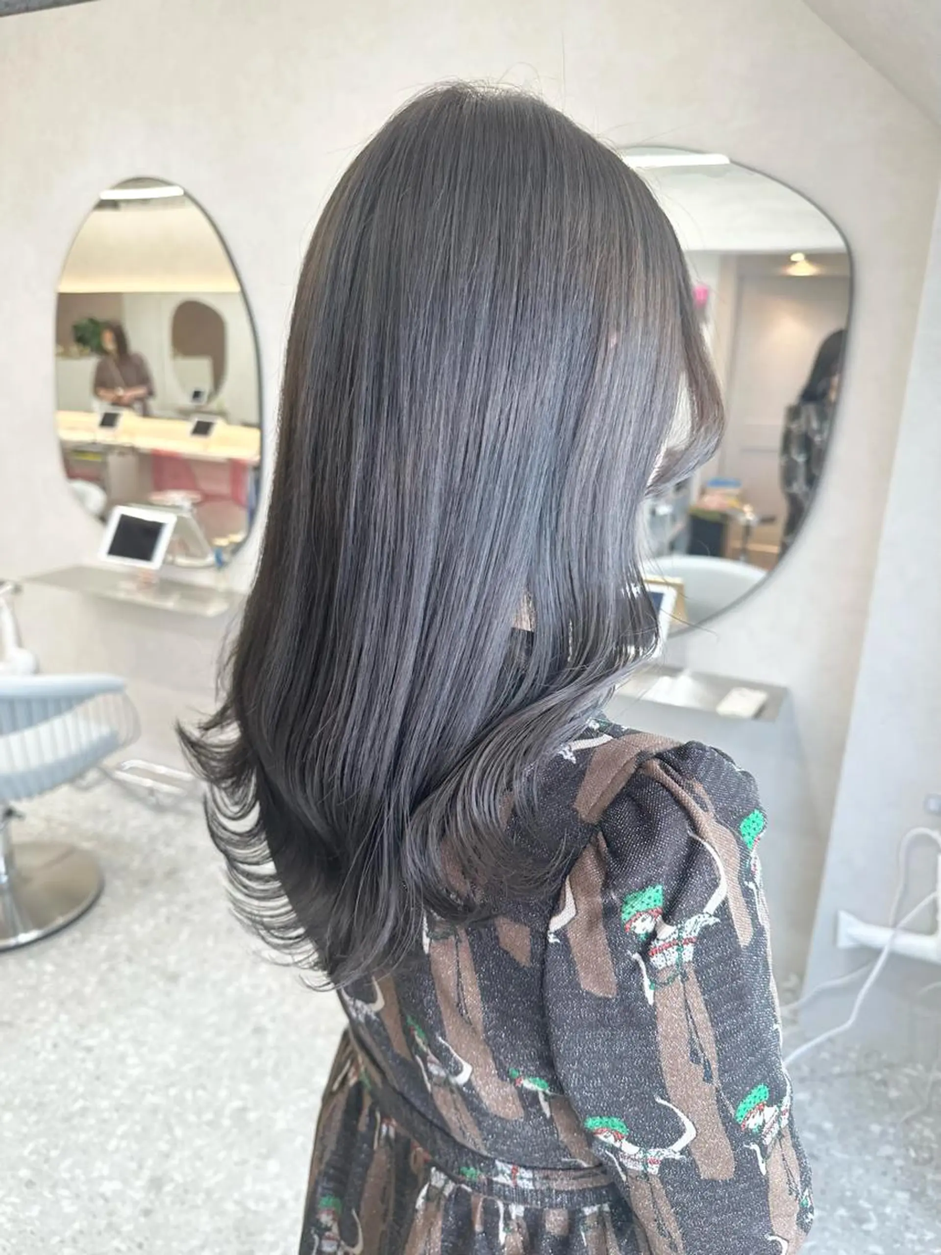 ロング シールエクステ エクステ 顔周りカット 髪質改善 韓国風ヘア ヘアカラー トリートメント 新宿/韓国レイヤー/ 髪質改善/佐藤航のヘアスタイル