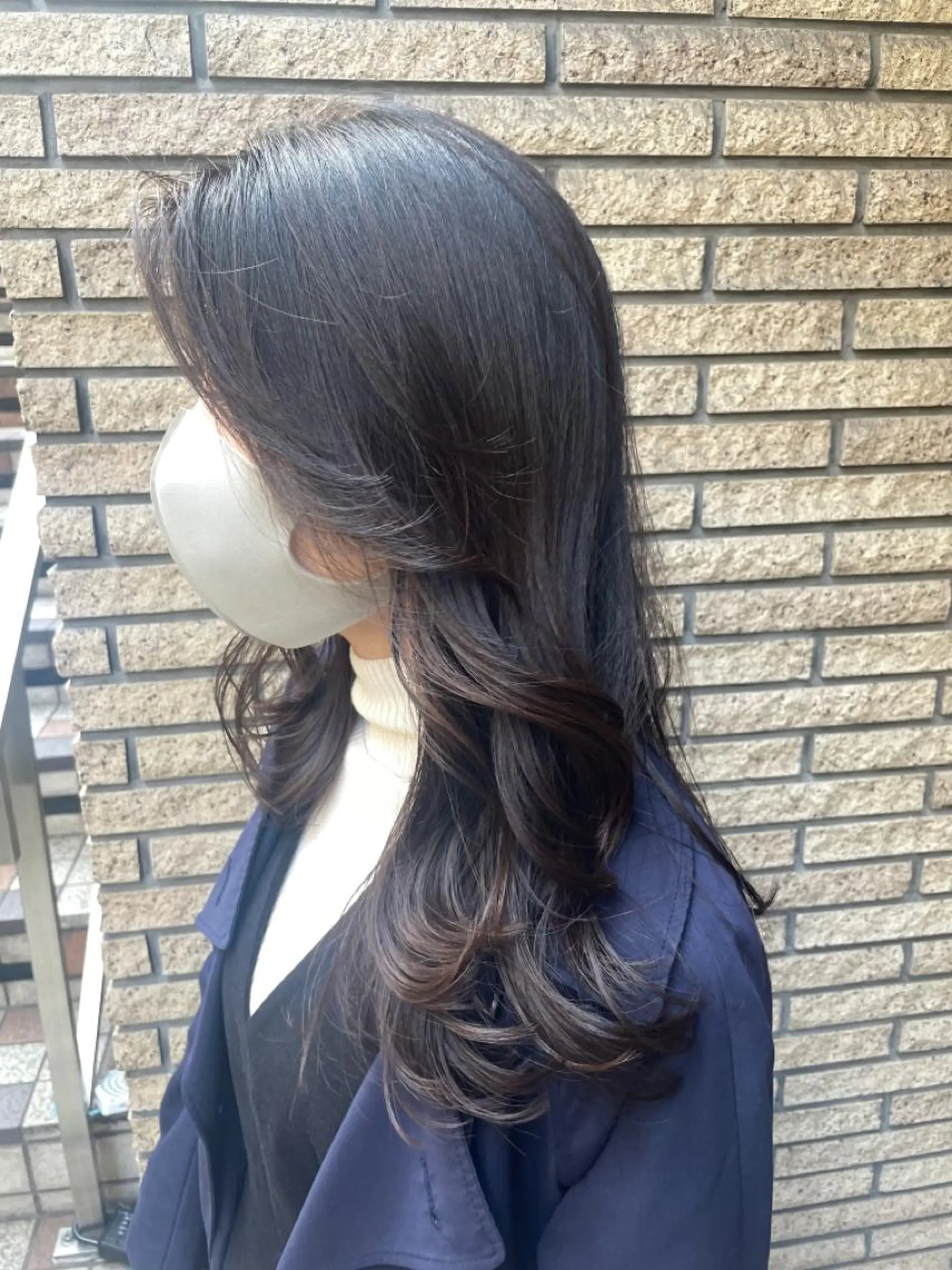 セミロング パーマ レイヤーカット カット パーマ トリートメント BEBE所属・ブリーチなし 透明感カラーKANAのヘアスタイル