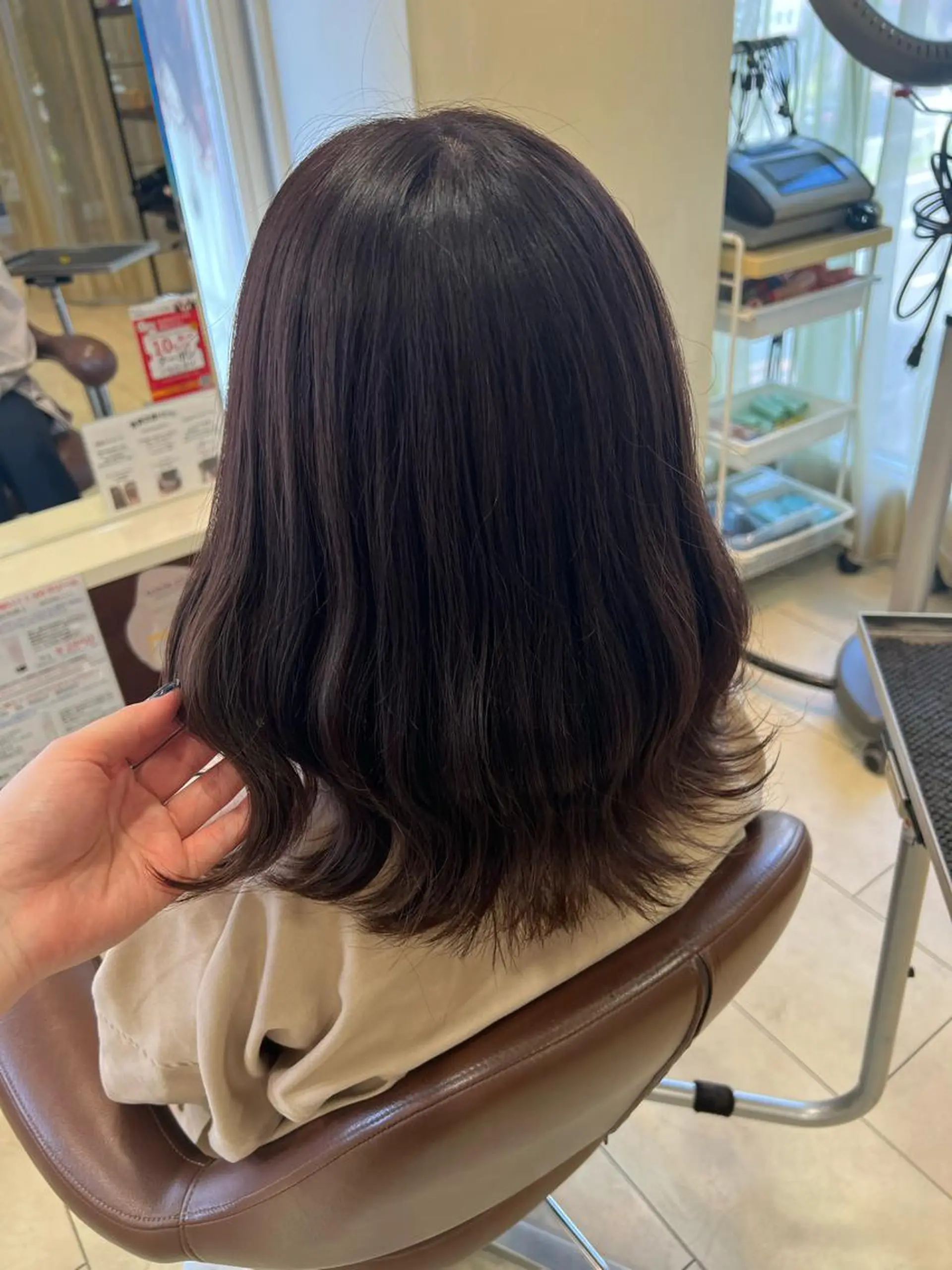 ミディアム カラー 田中 月菜のヘアスタイル