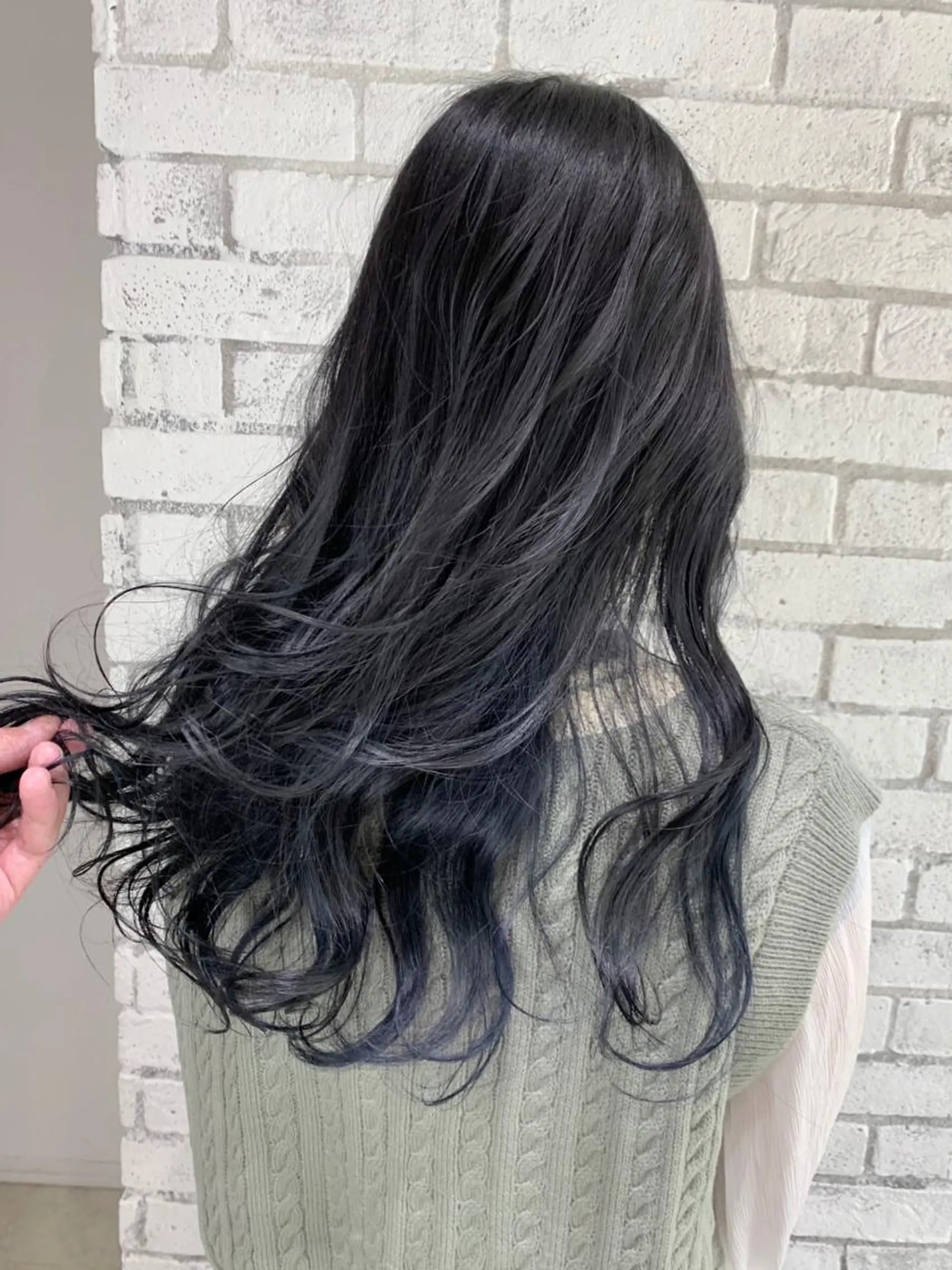 ロング カラー パーマ ヘアアレンジ アディクシーカラー グラデーションカラー グレージュ ネイビーカラー ヘアカラー トリートメント filo byFeria渋谷所属・縮毛矯正/美髪 髪質改善/石田幸輔のヘアスタイル