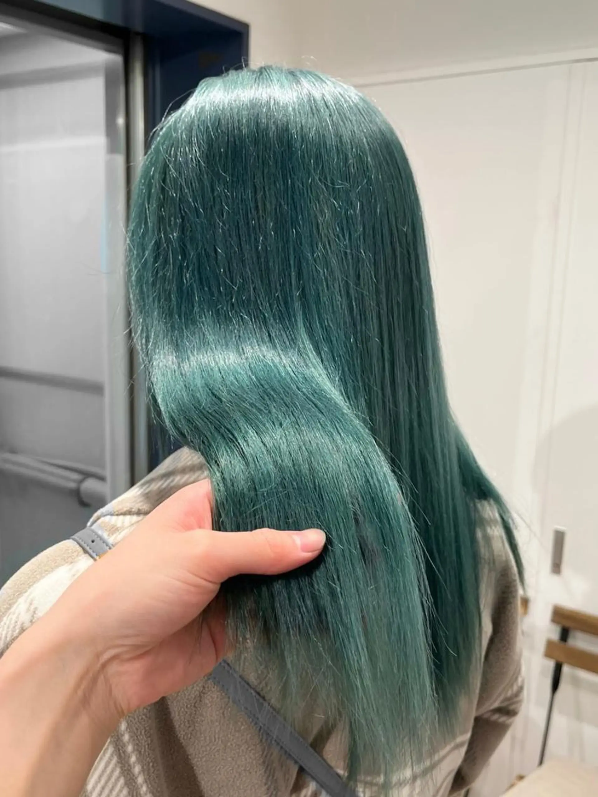 ロング カラー ブルーカラー ヘアカラー 🤎HAZUKI🤎 ハイトーン✨エクステのヘアスタイル