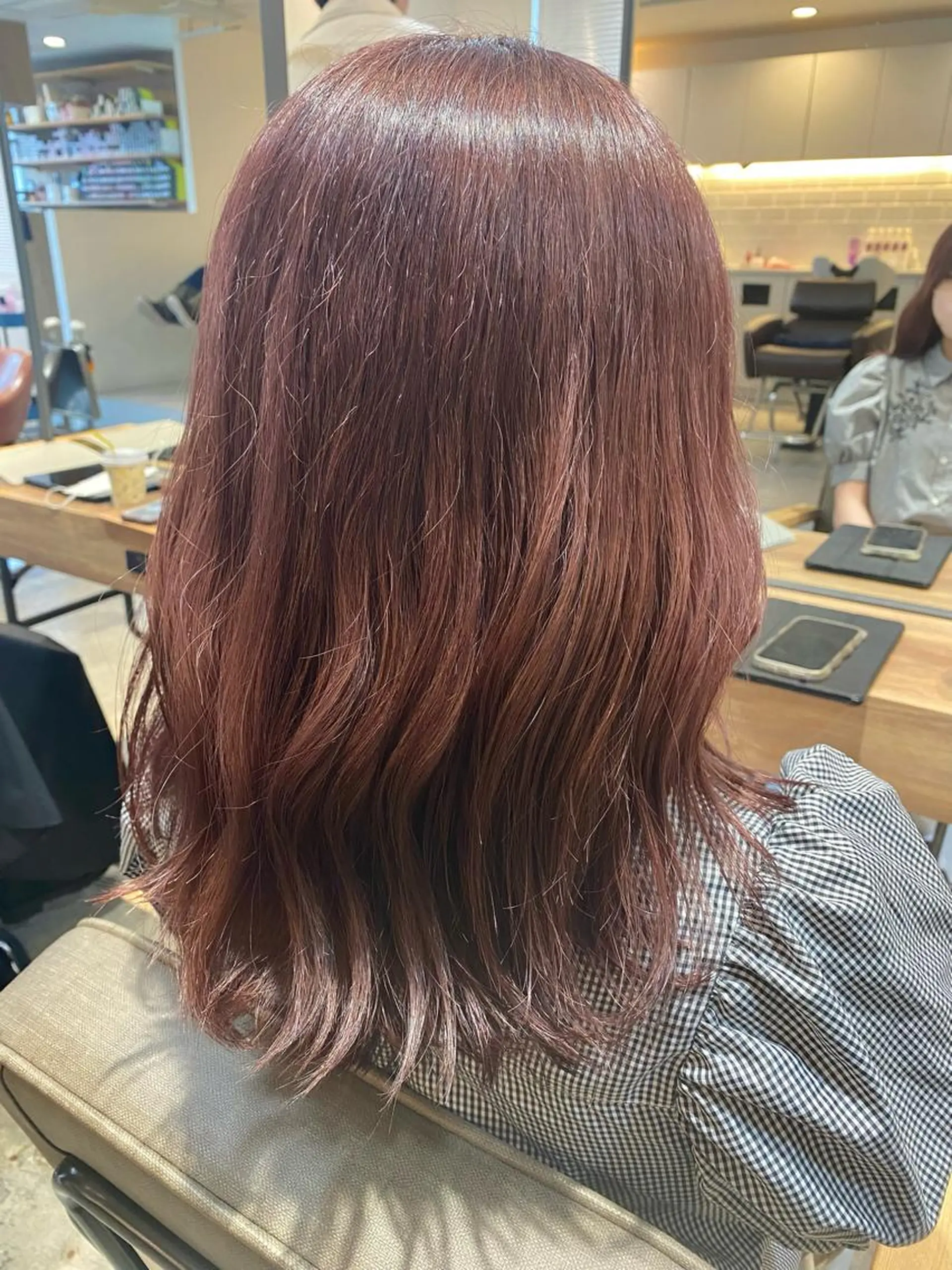 ロング カラー ブリーチ ブラウンカラー ピンクカラー ピンクブラウン ヘアカラー 聖斗 /ハイトーン/パーマのヘアスタイル