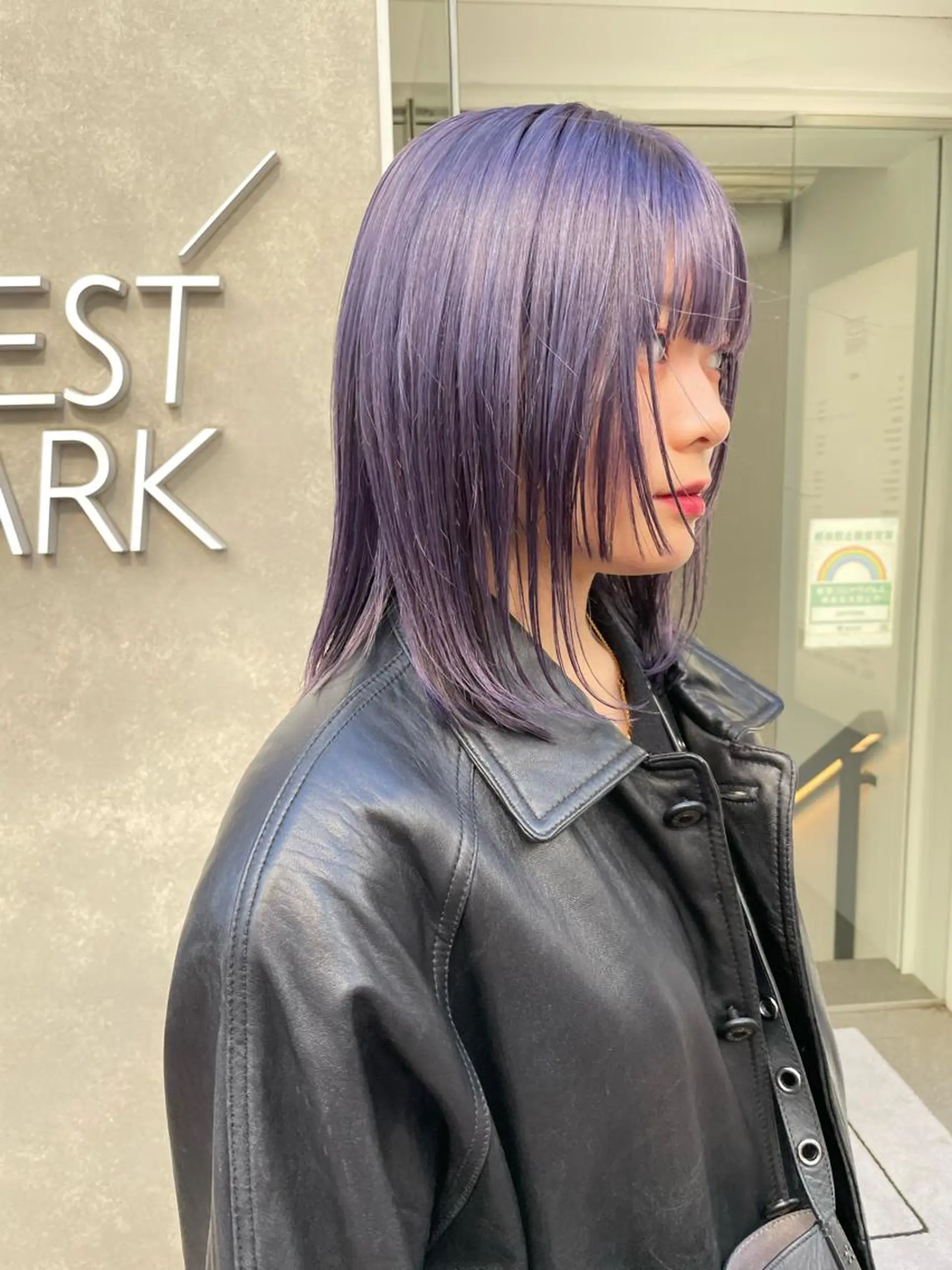 セミロング カラー ヘアカラー トリートメント 切りっぱなしボブ/ 縮毛矯正/新宿/航輝のヘアスタイル