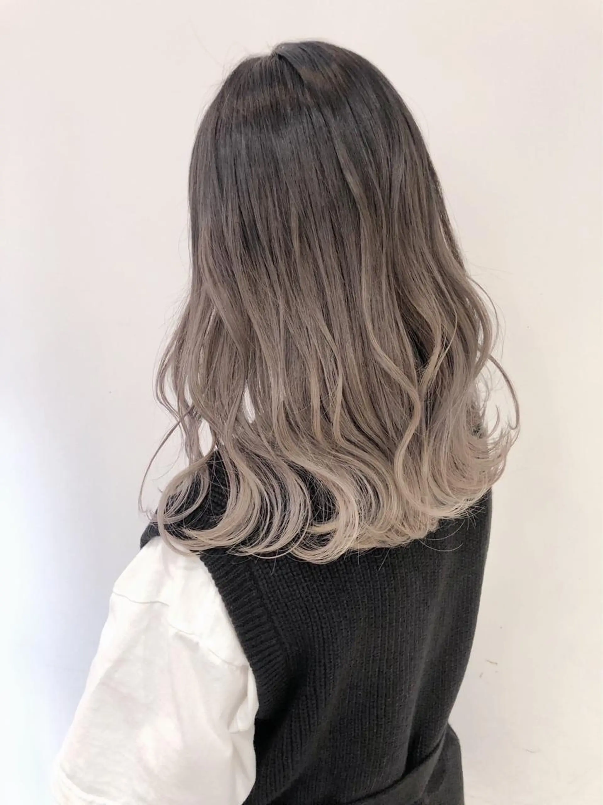 セミロング ヘアカラー トリートメント ambleluxe 🌈透明感カラー中野のヘアスタイル