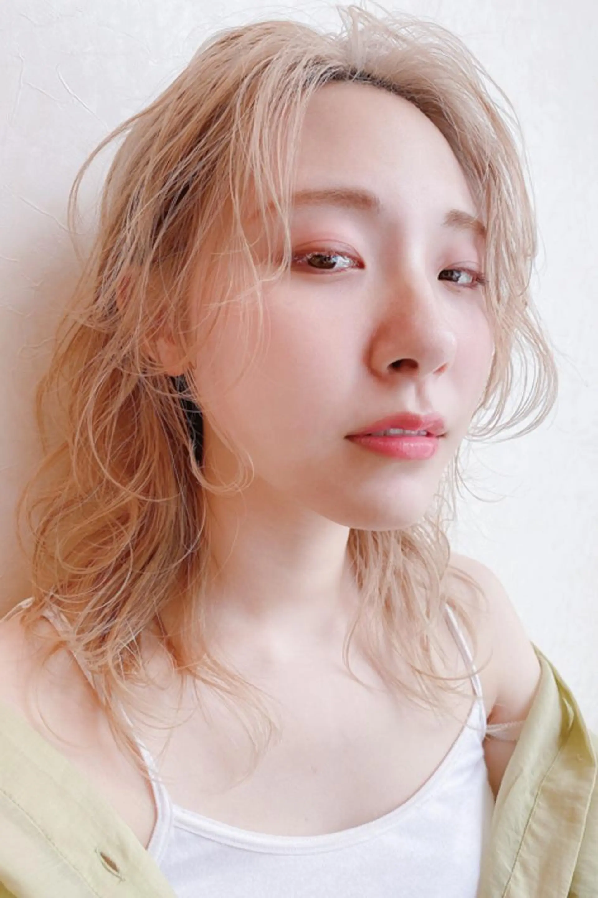 ミディアム 荻原 康成のヘアスタイル
