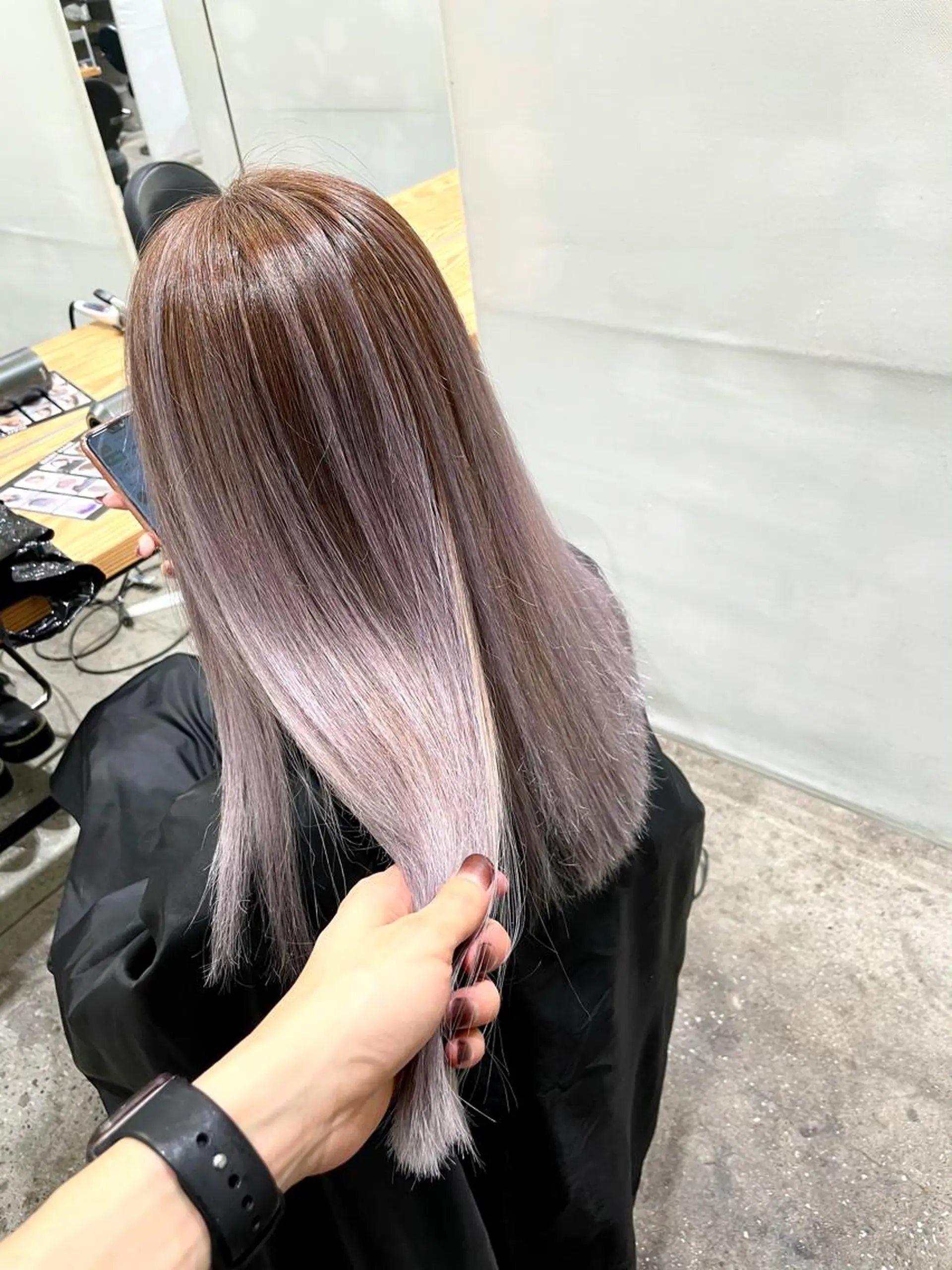 ロング カラー パーマ ヘアアレンジ メンズ キッズ ネイル マツエク・マツパ ラベンダーカラー ヘアカラー トリートメント ヘアセット 🧸ハイトーン🧸 ゆっきー🧸のヘアスタイル