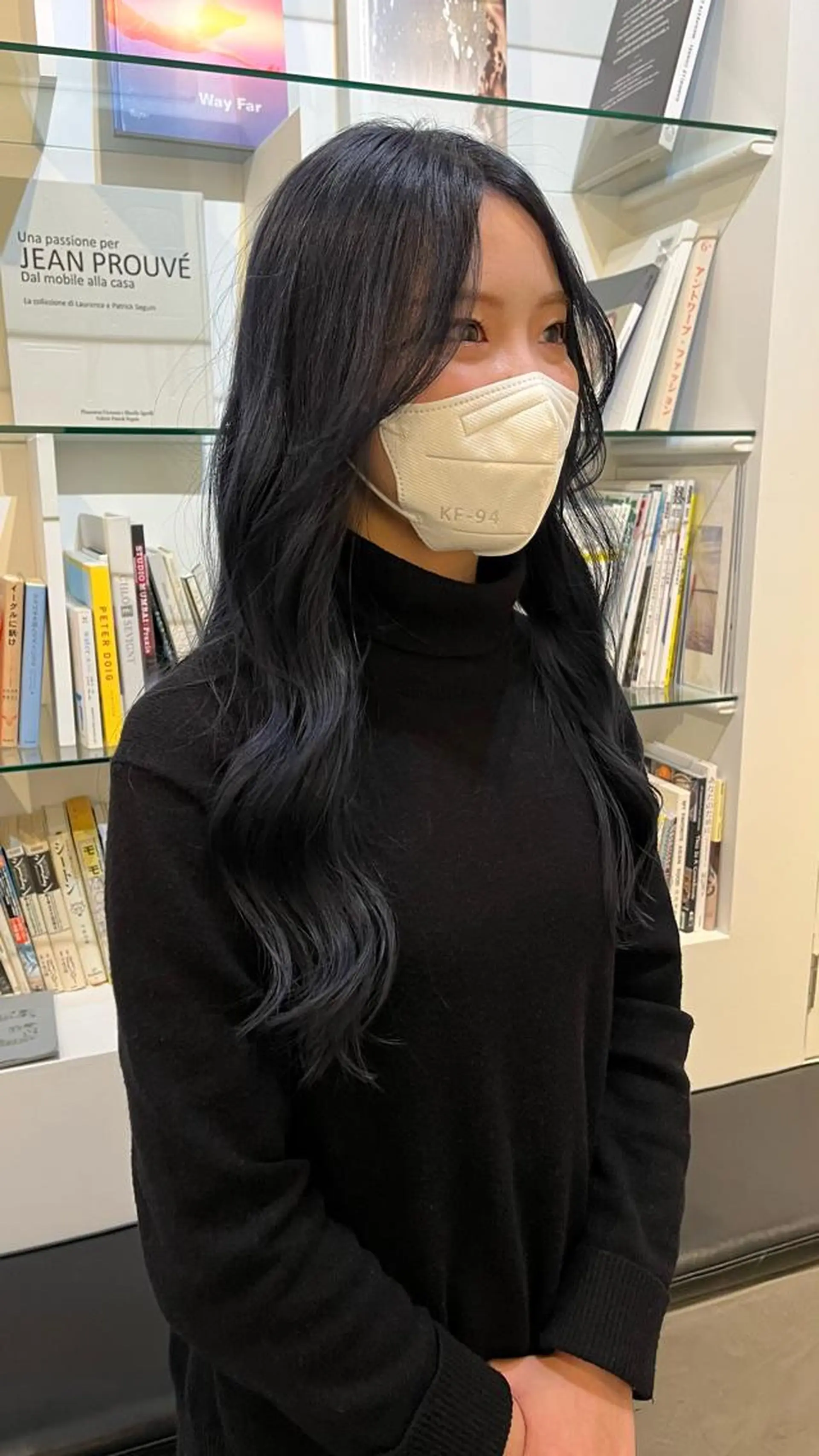 ミディアム KOCHAB 中村穂風のヘアスタイル