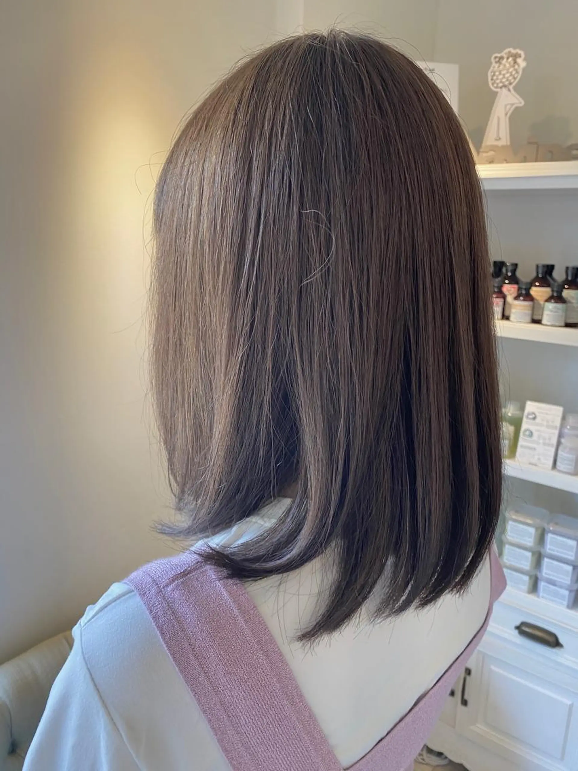 ミディアム アッシュ 縮毛矯正 よこもり あいのヘアスタイル