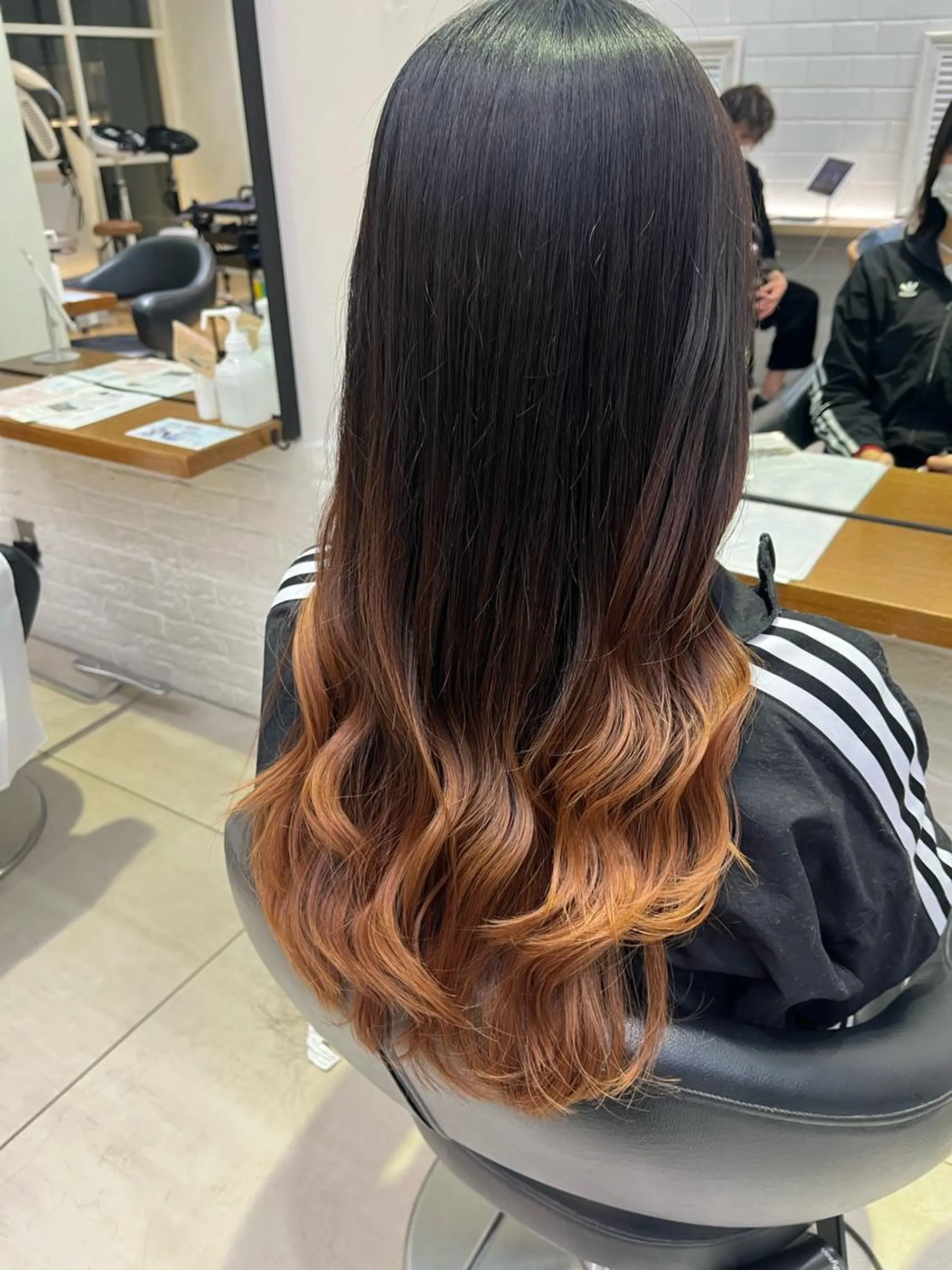 ロング カット トリートメント コテ巻き風パーマ🫧 麻尋のヘアスタイル