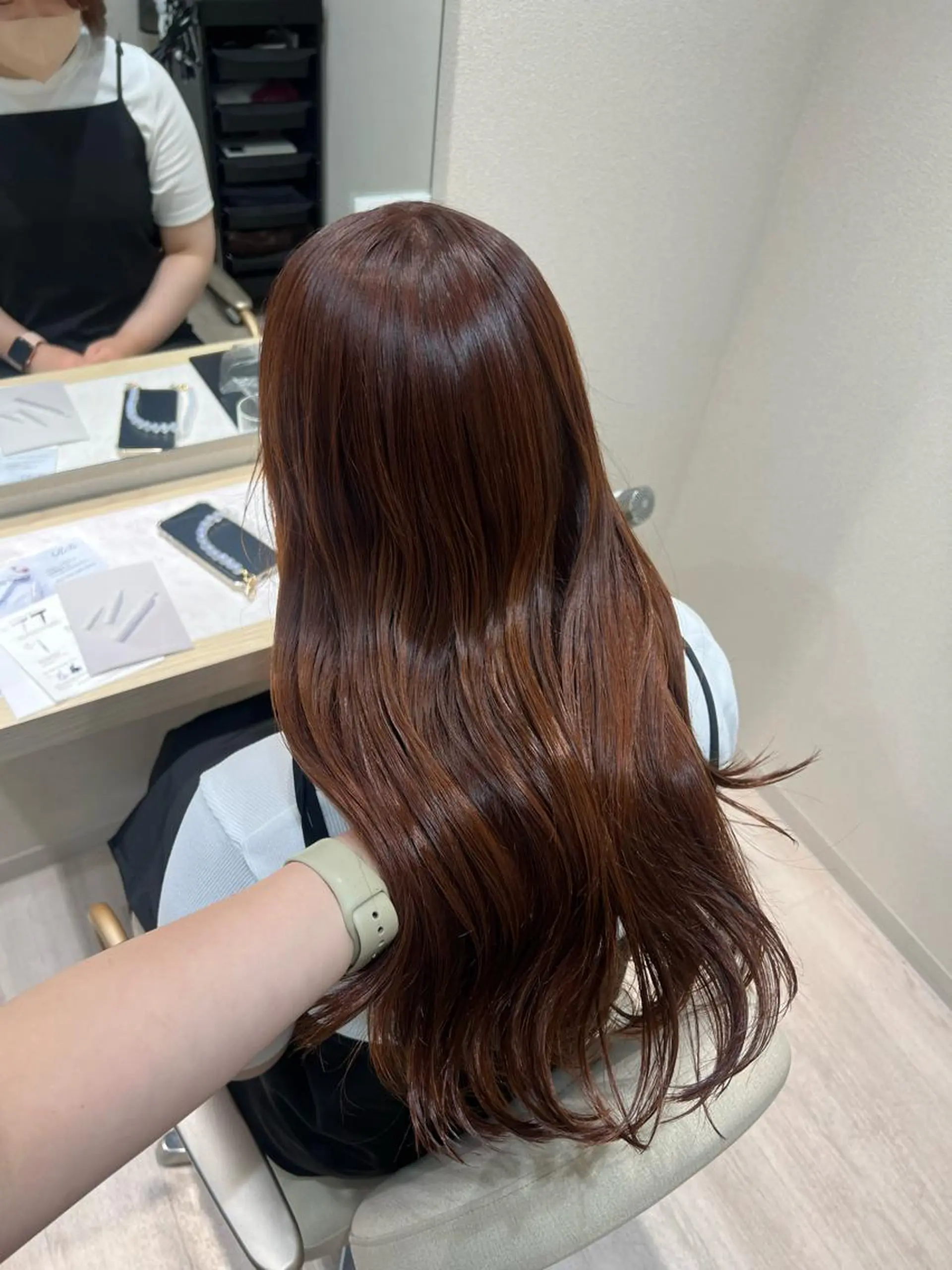 ロング カット ヘアカラー トリートメント ヘッドスパ mina .のヘアスタイル