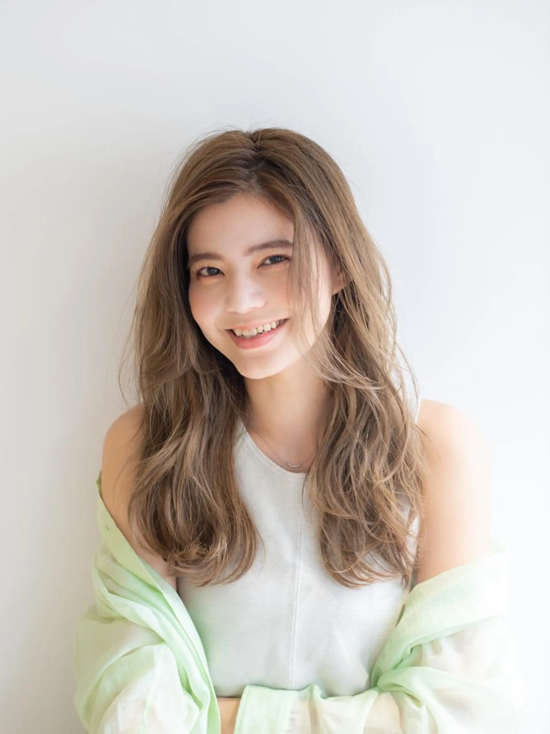 セミロング U-REALM kawasakiのヘアスタイル