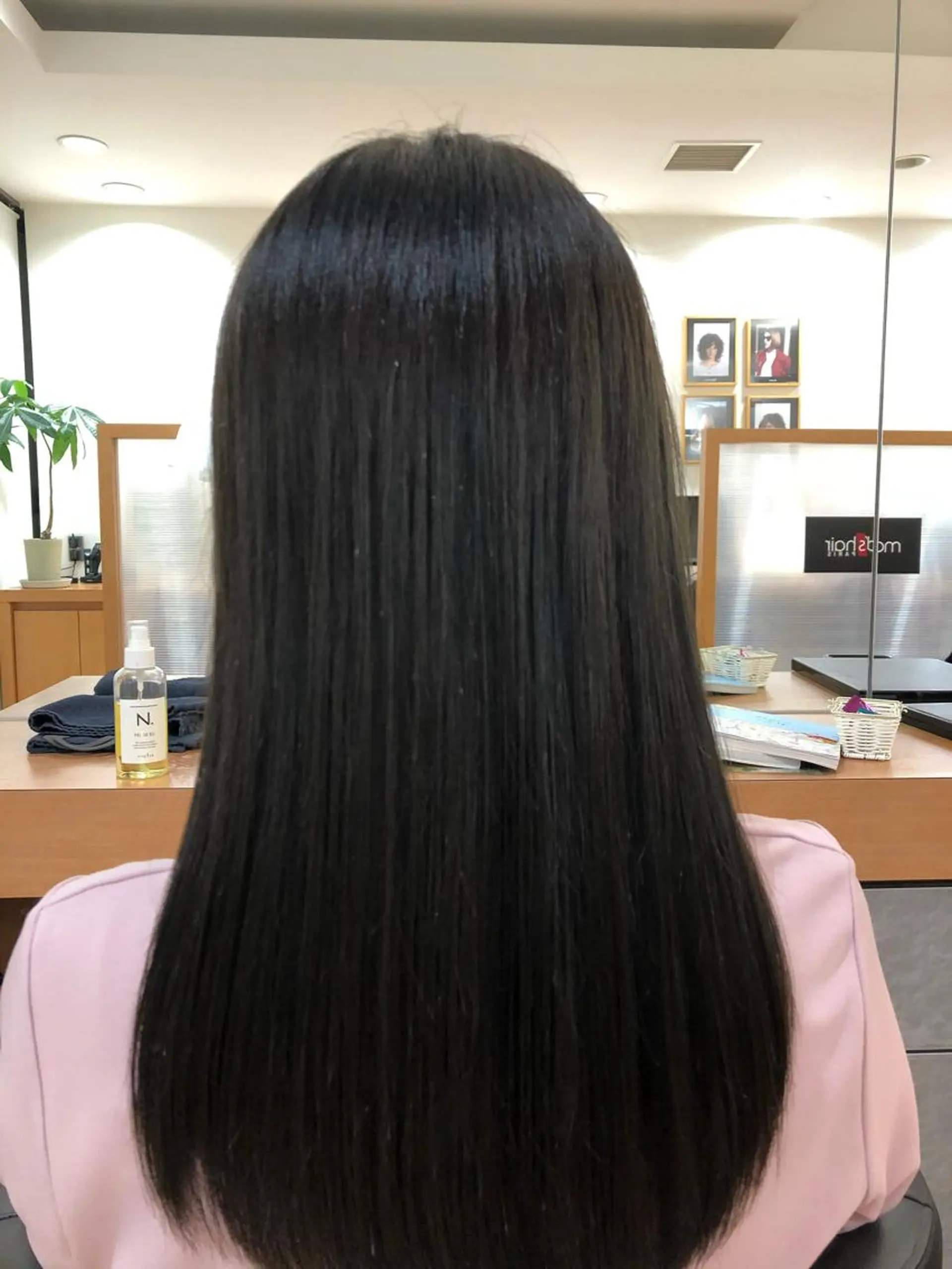 セミロング カラー mod'shair船橋所属・ムロオカ ヨシキのヘアスタイル