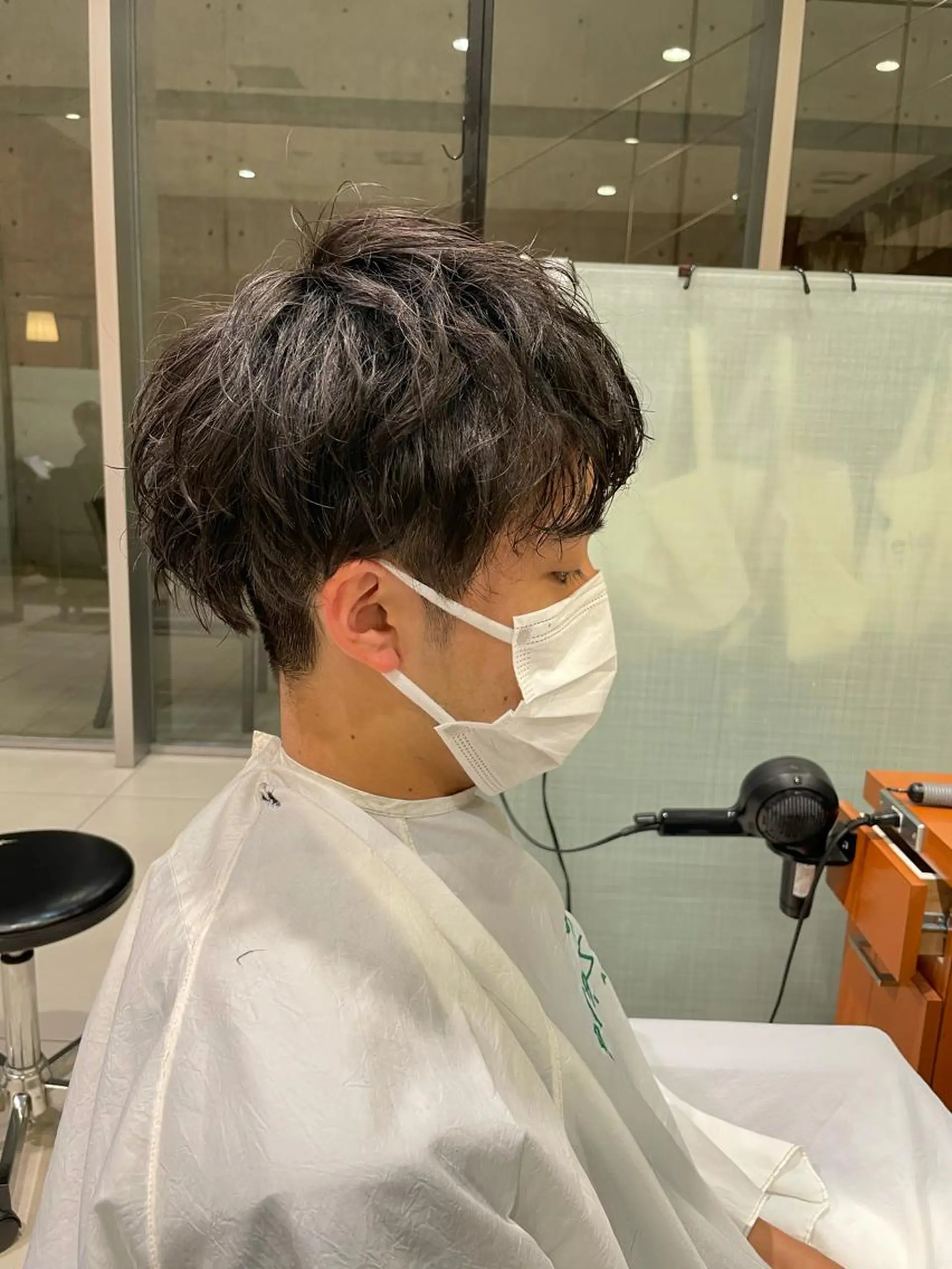ショート パーマ メンズ 髙田 千華 レディースカットのヘアスタイル