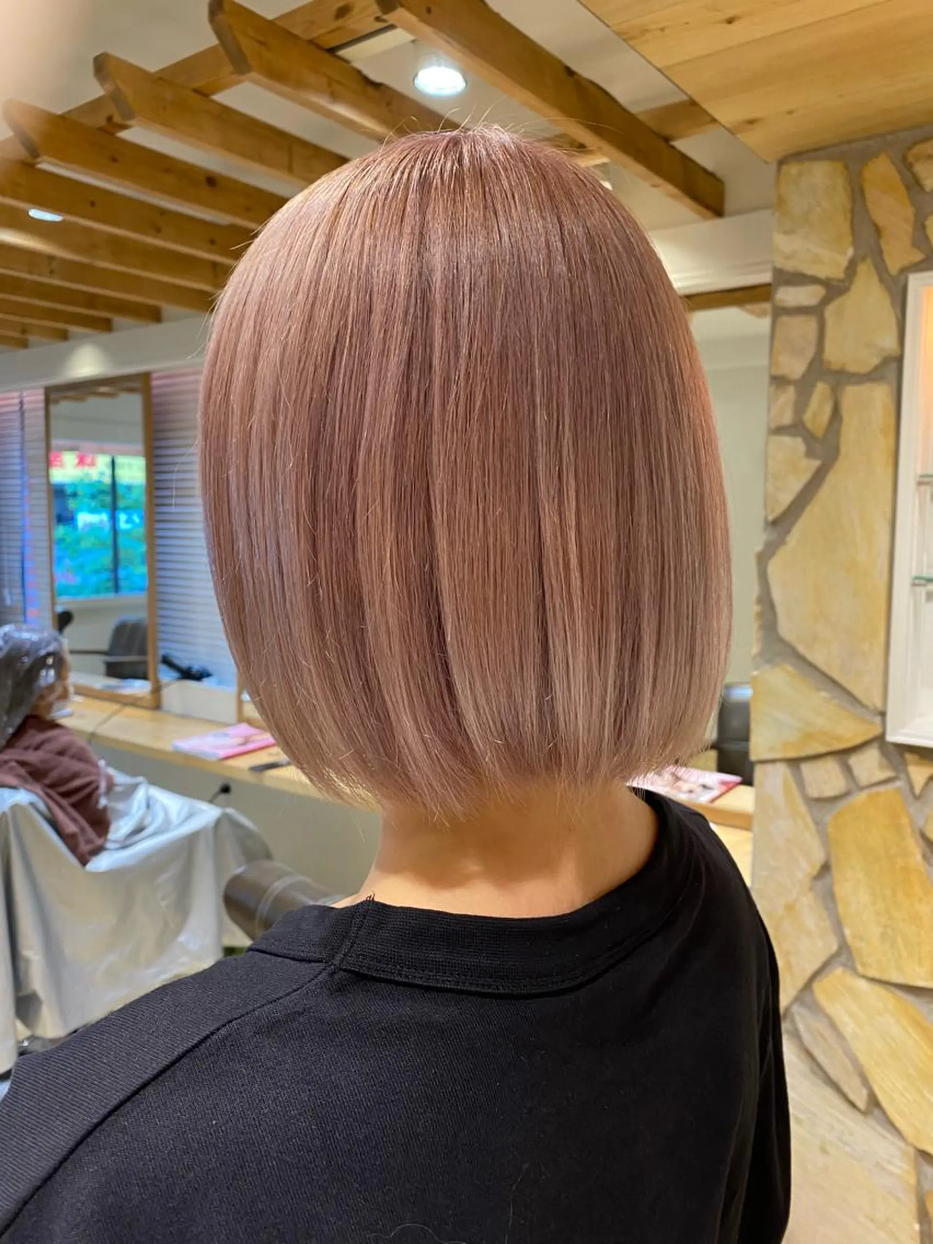 ショート ヘアカラー kawabe maikoのヘアスタイル