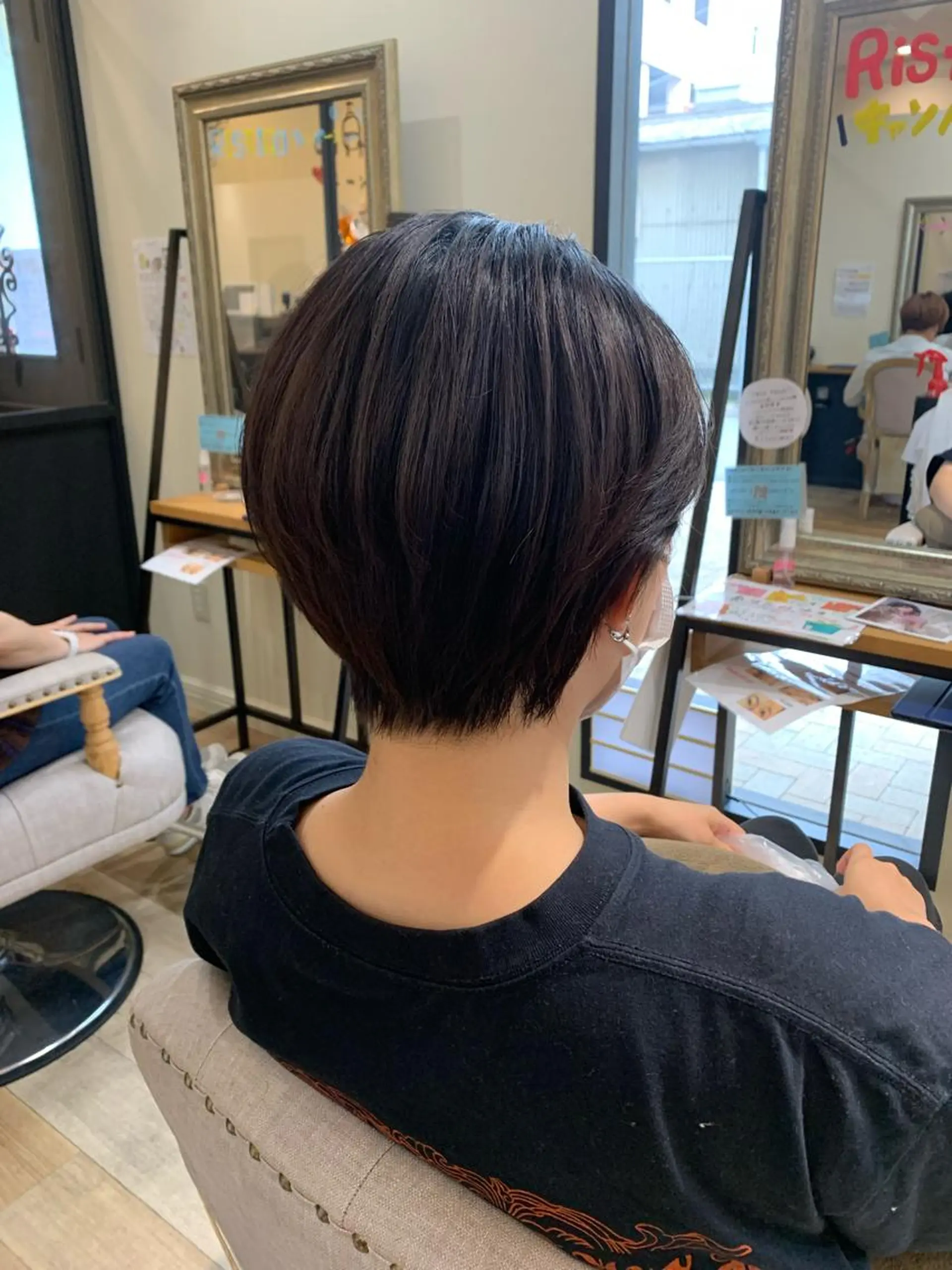ショート ショートヘア 上田 紗也のヘアスタイル