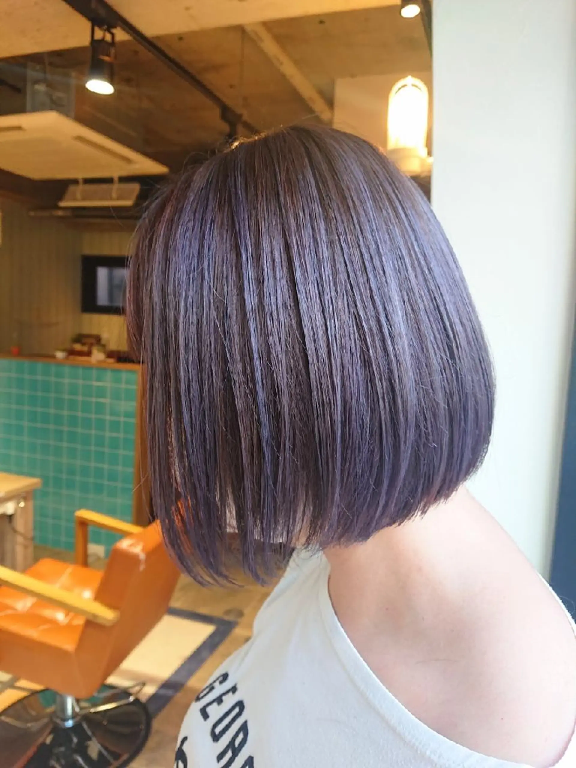 ミディアム カット ヘアカラー トリートメント alushe 岡 陽子のヘアスタイル