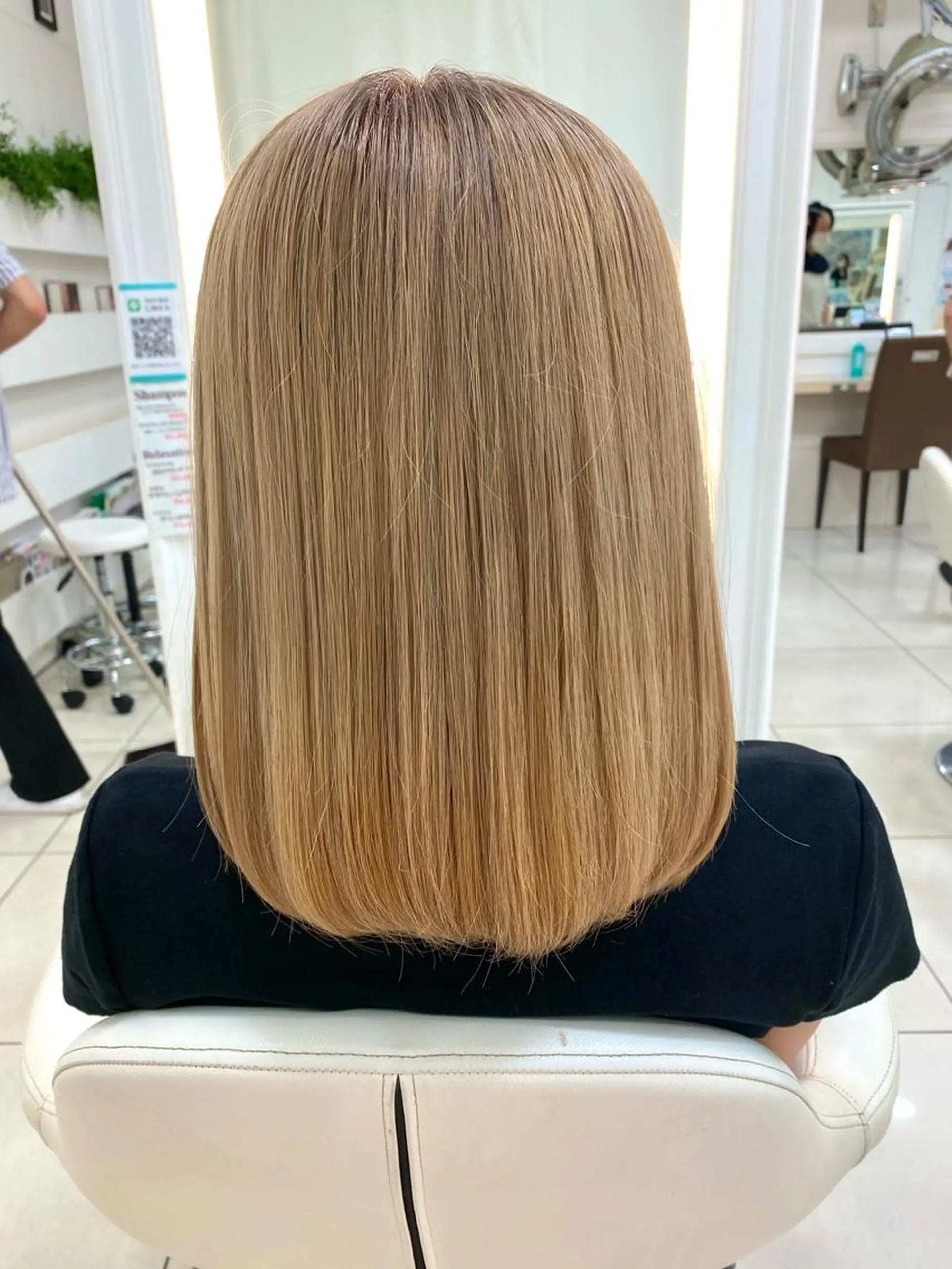 ミディアム カラー ブリーチ カット ヘアカラー トリートメント 🌼上水流 彩乃🌼のヘアスタイル
