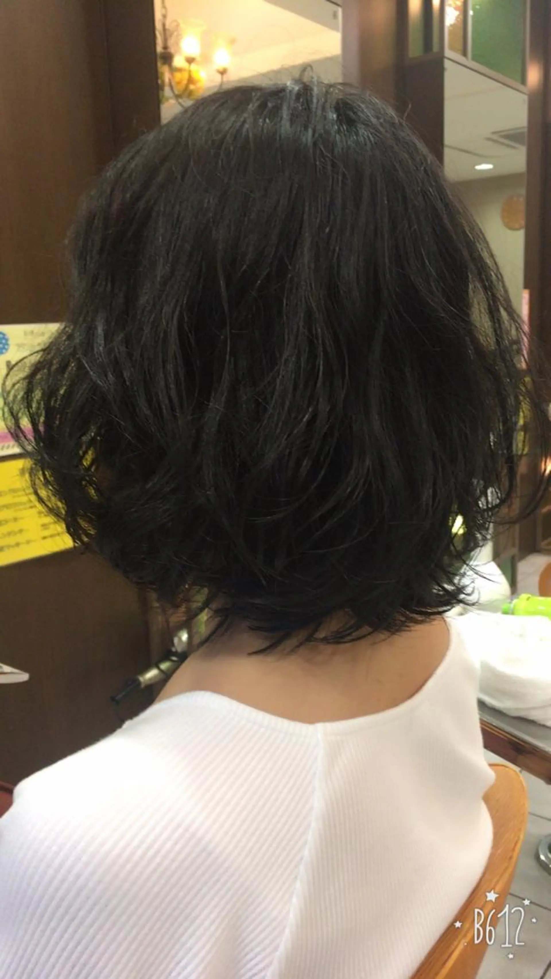 ミディアム パーマ 外ハネヘア Blossom大塚 ディレクター永野のヘアスタイル