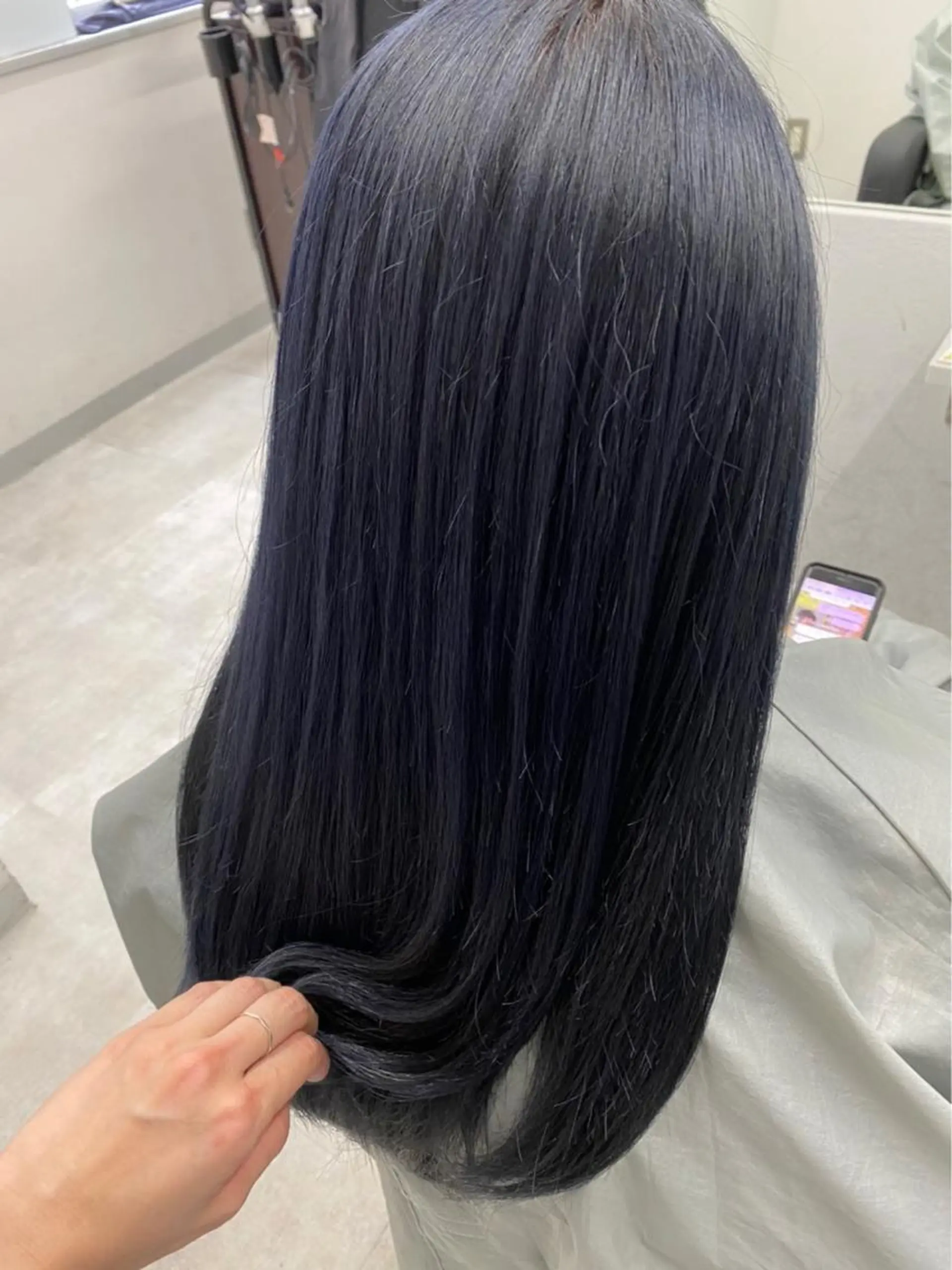 ロング カラー レイヤーカット✂️ 若葉のヘアスタイル