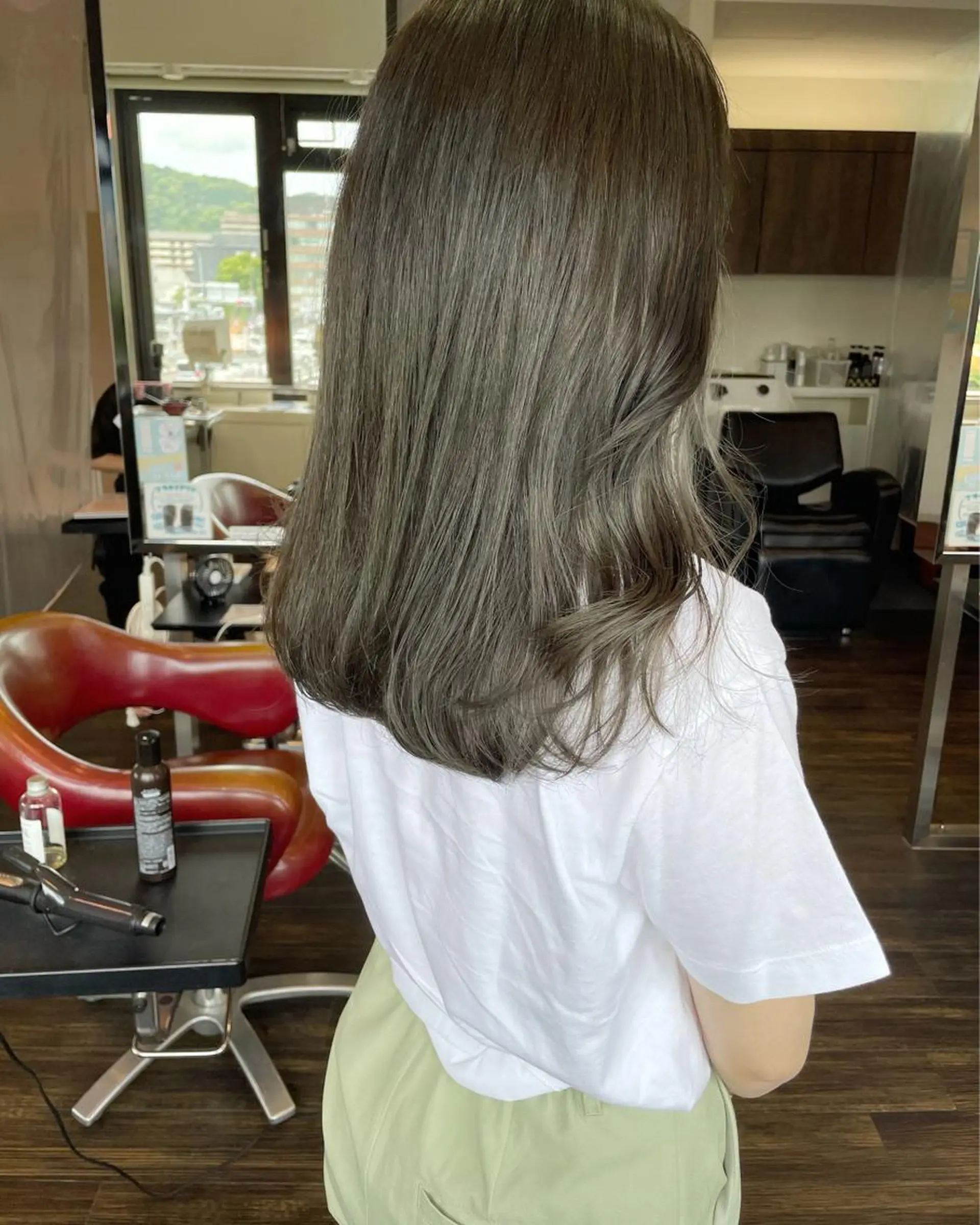 ミディアム カラー ヘアアレンジ ヘアカラー 徳永 実沙のヘアスタイル