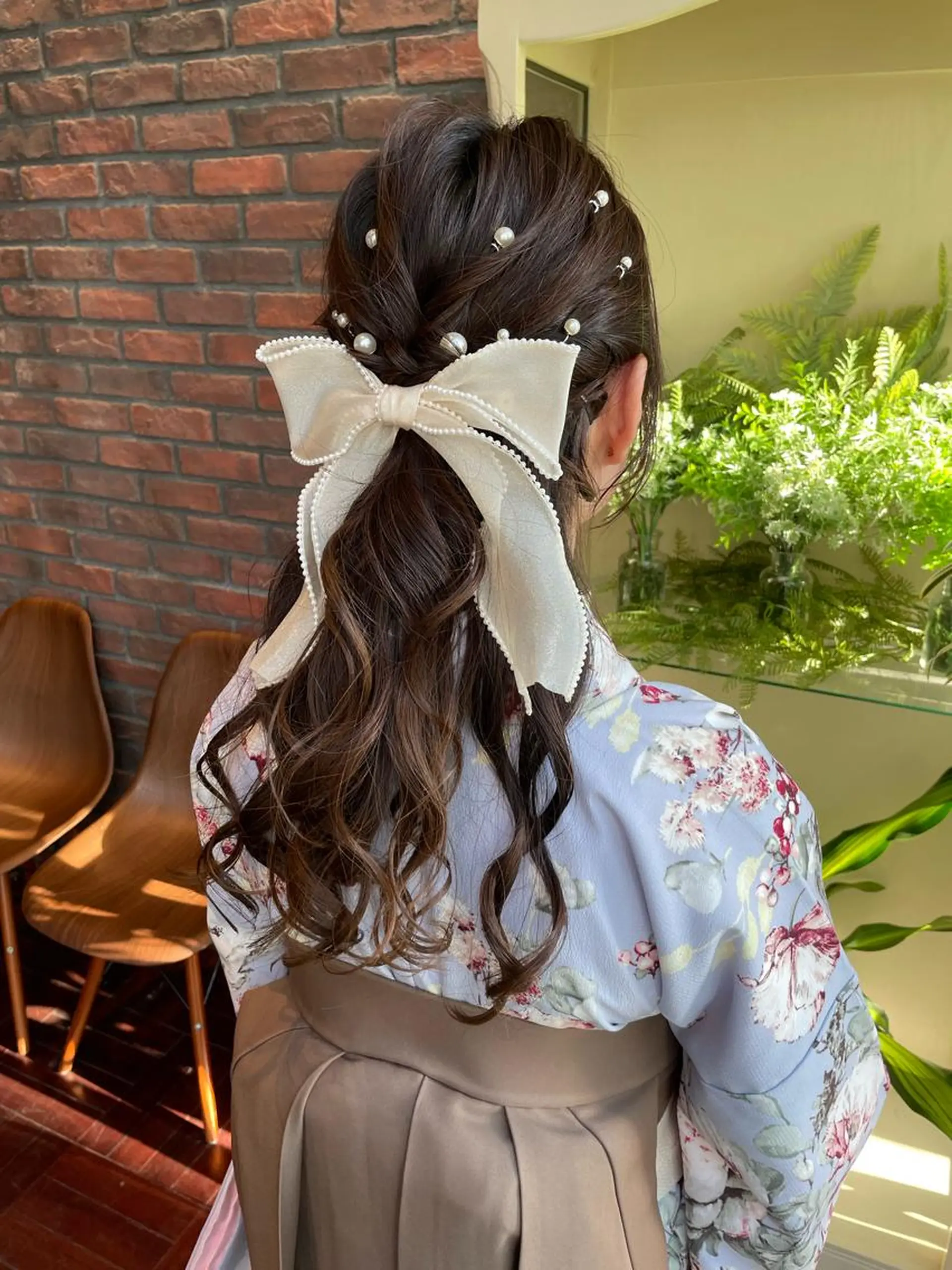 ロング ヘアアレンジ 成人式 ハーフアップ 卒業式のヘアスタイル ヘアセット TWIN  lady's&men's salon 八王子所属・いとう まいこのヘアスタイル