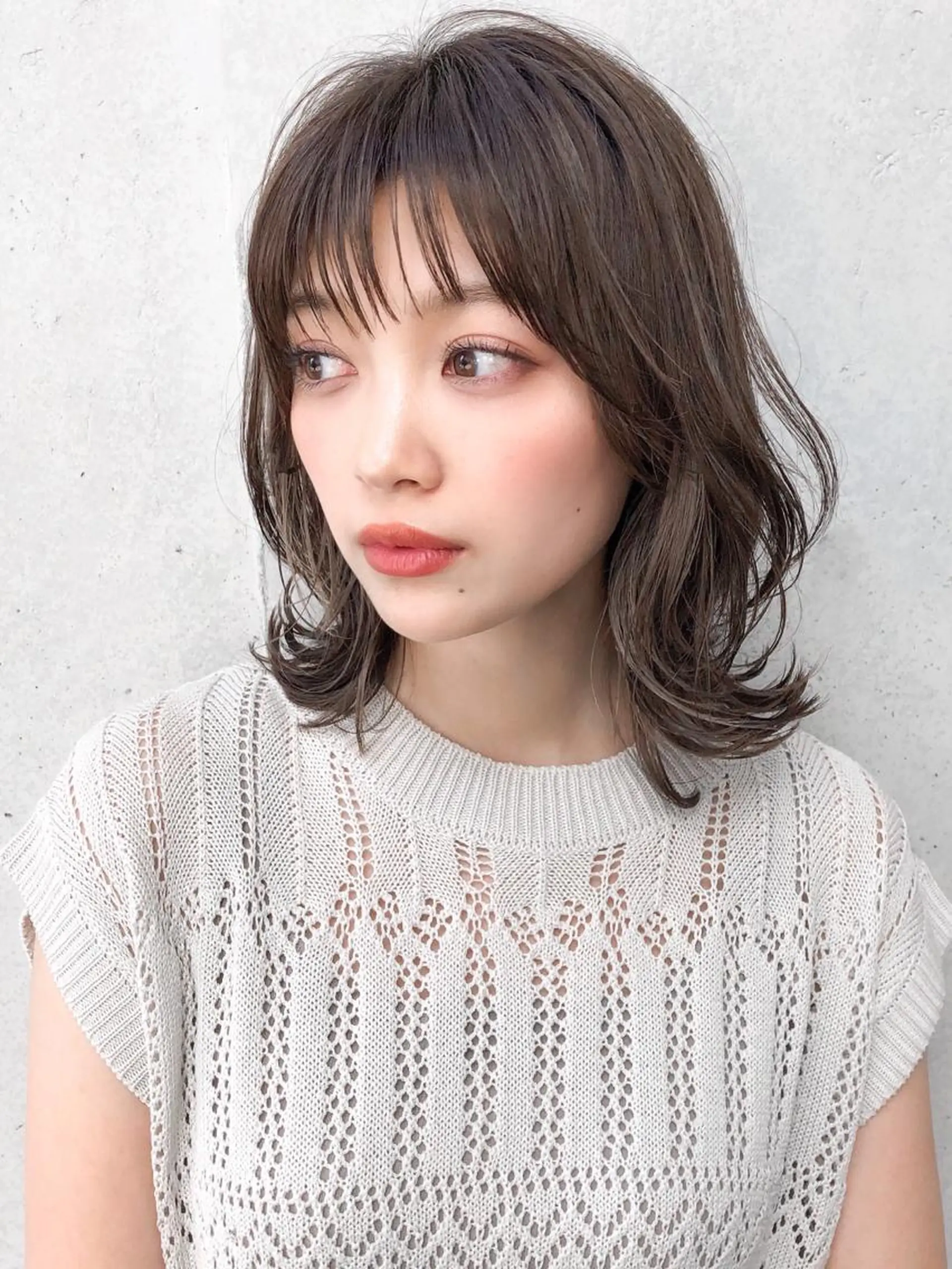 ミディアム カラー くびれヘア 佐藤 侑哉のヘアスタイル