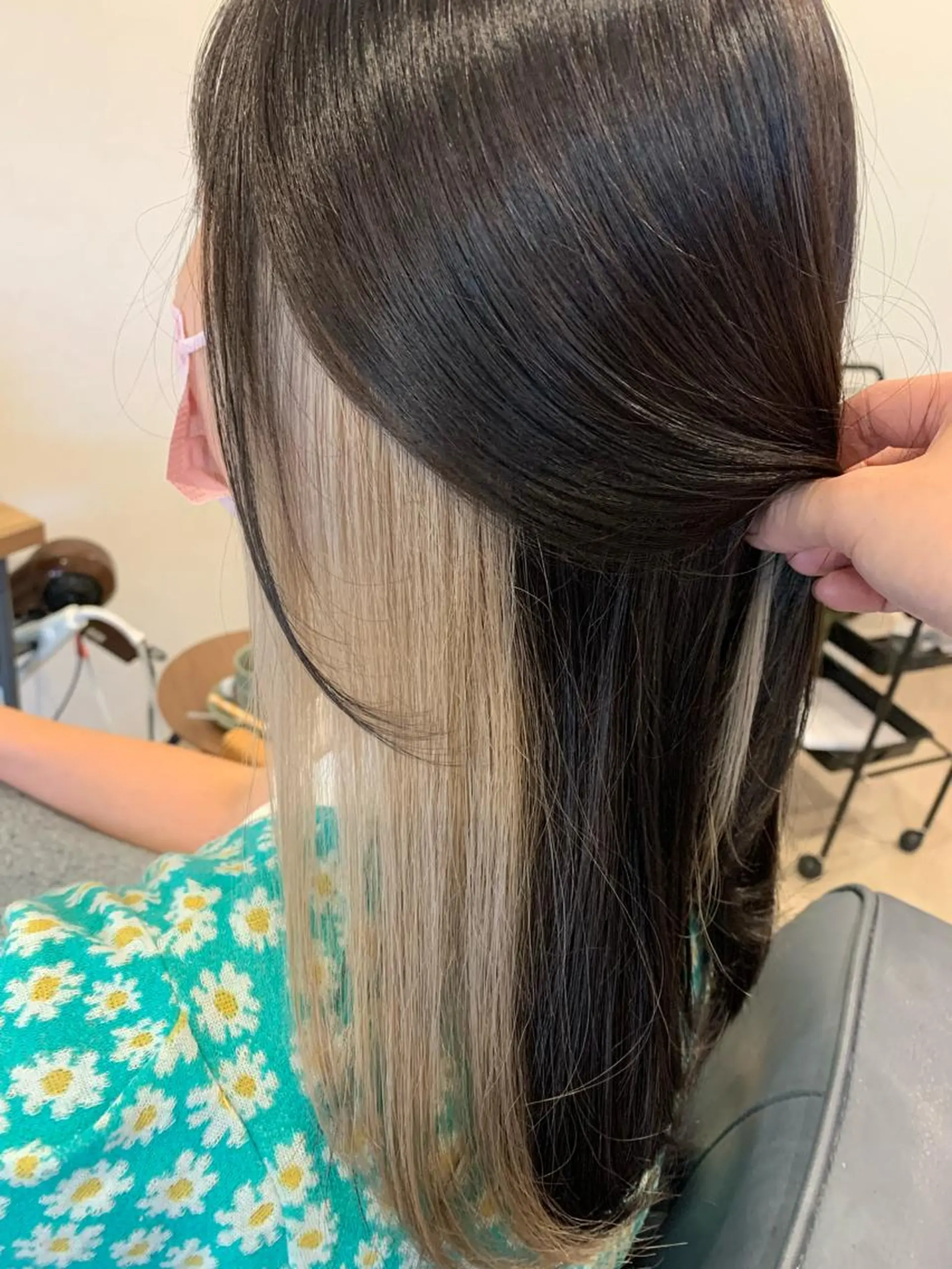 カラー ベージュカラー イヤリングカラー ホワイトベージュ ヘアカラー トリートメント hair & spa Nalu所属・hair & spa Naluのヘアスタイル
