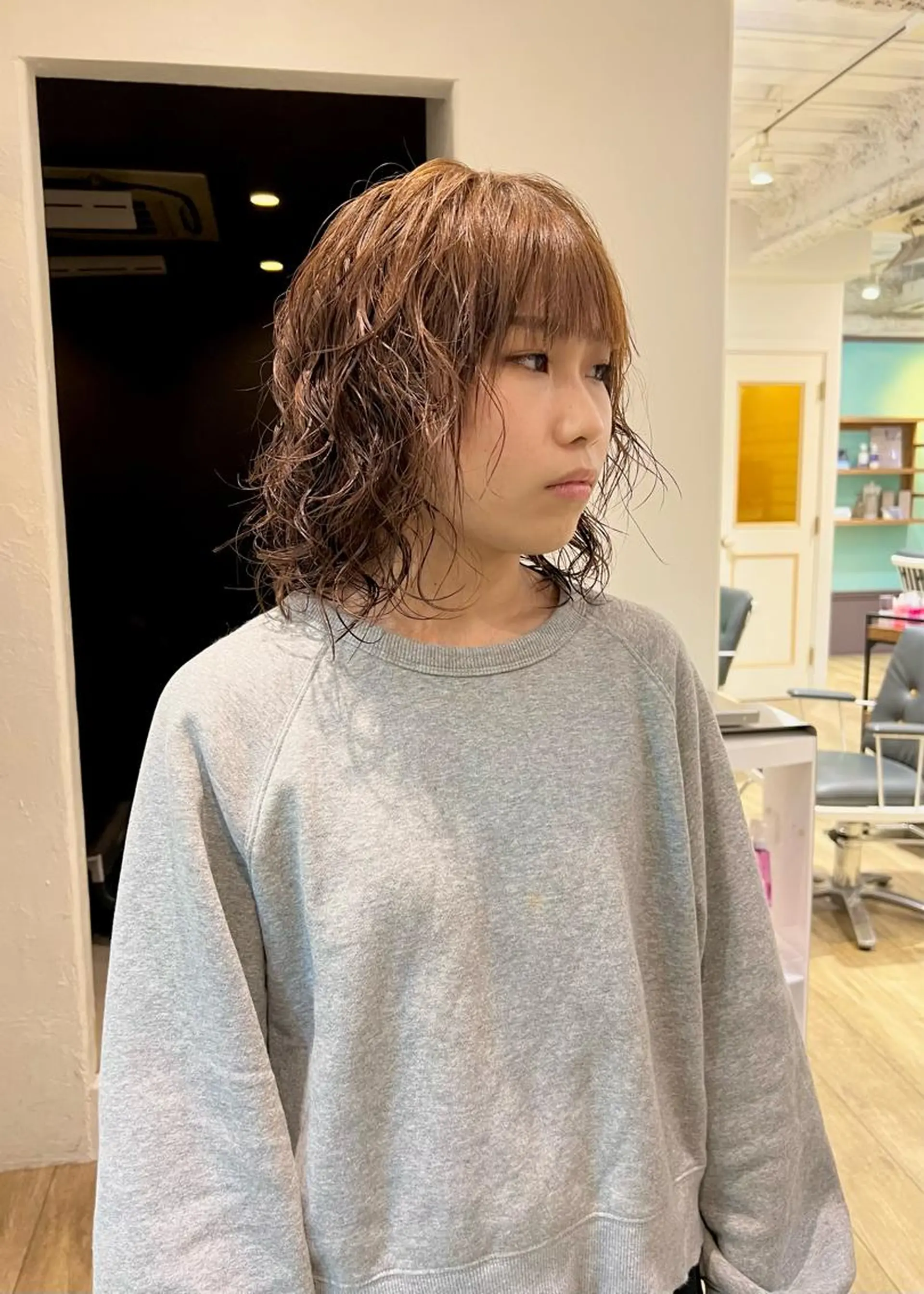 ミディアム パーマ ミディアムパーマ カット パーマ トリートメント 店長　ショート& パーマ　坂本のヘアスタイル