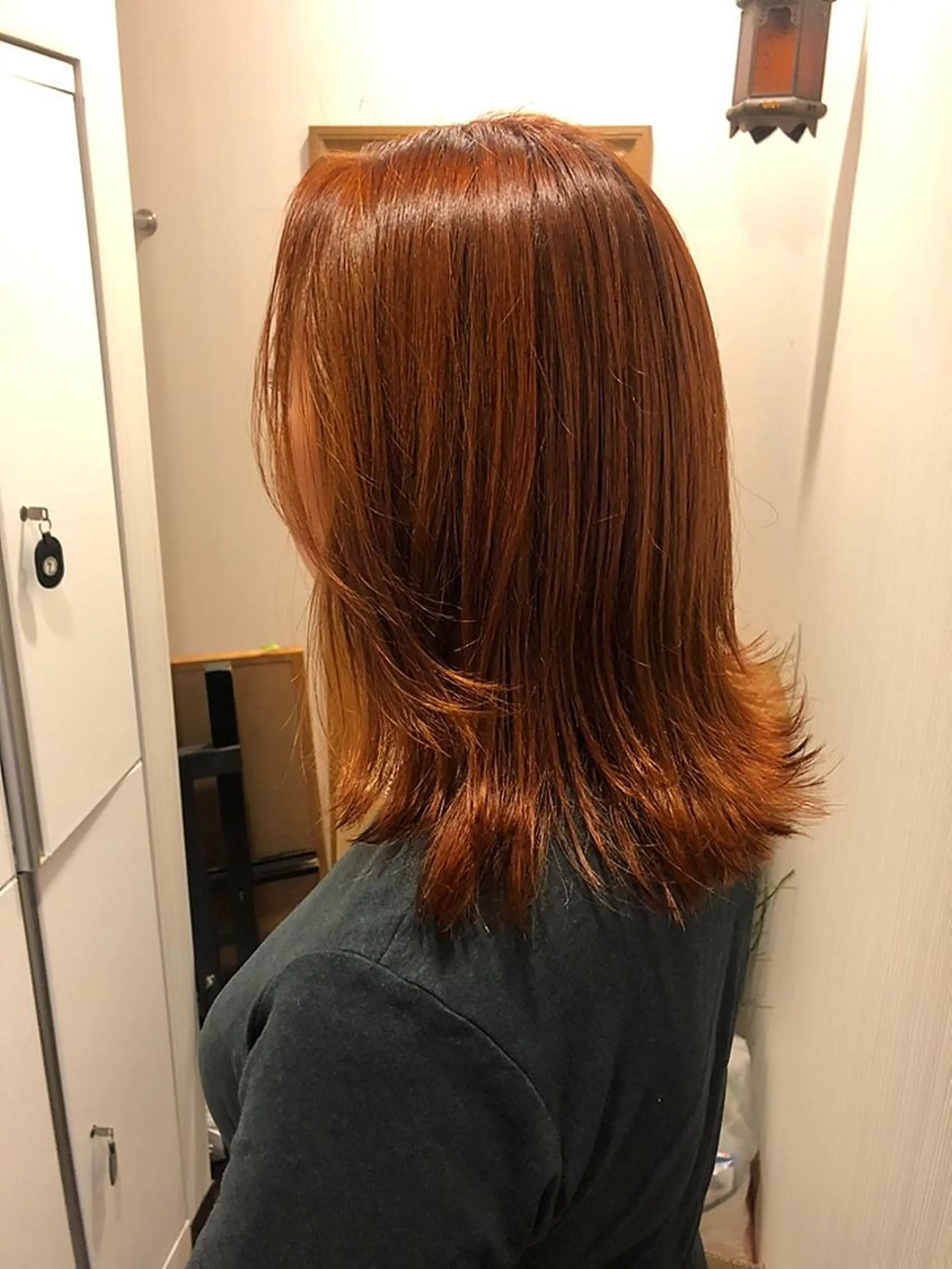 ミディアム カラー オレンジ カット ヘアカラー トリートメント 新井 友菜のヘアスタイル