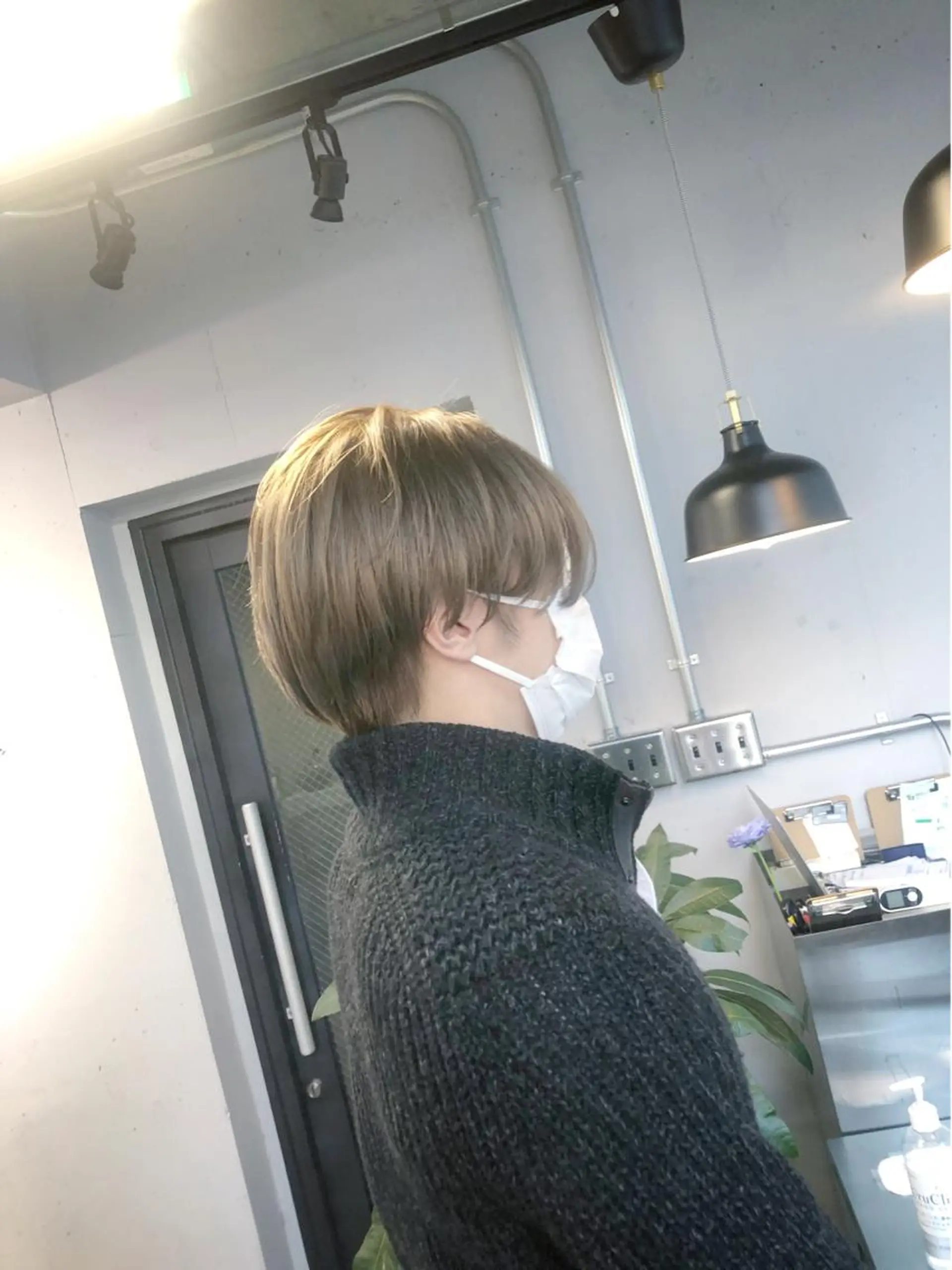 ミディアム カラー メンズ 松下 倫子のヘアスタイル