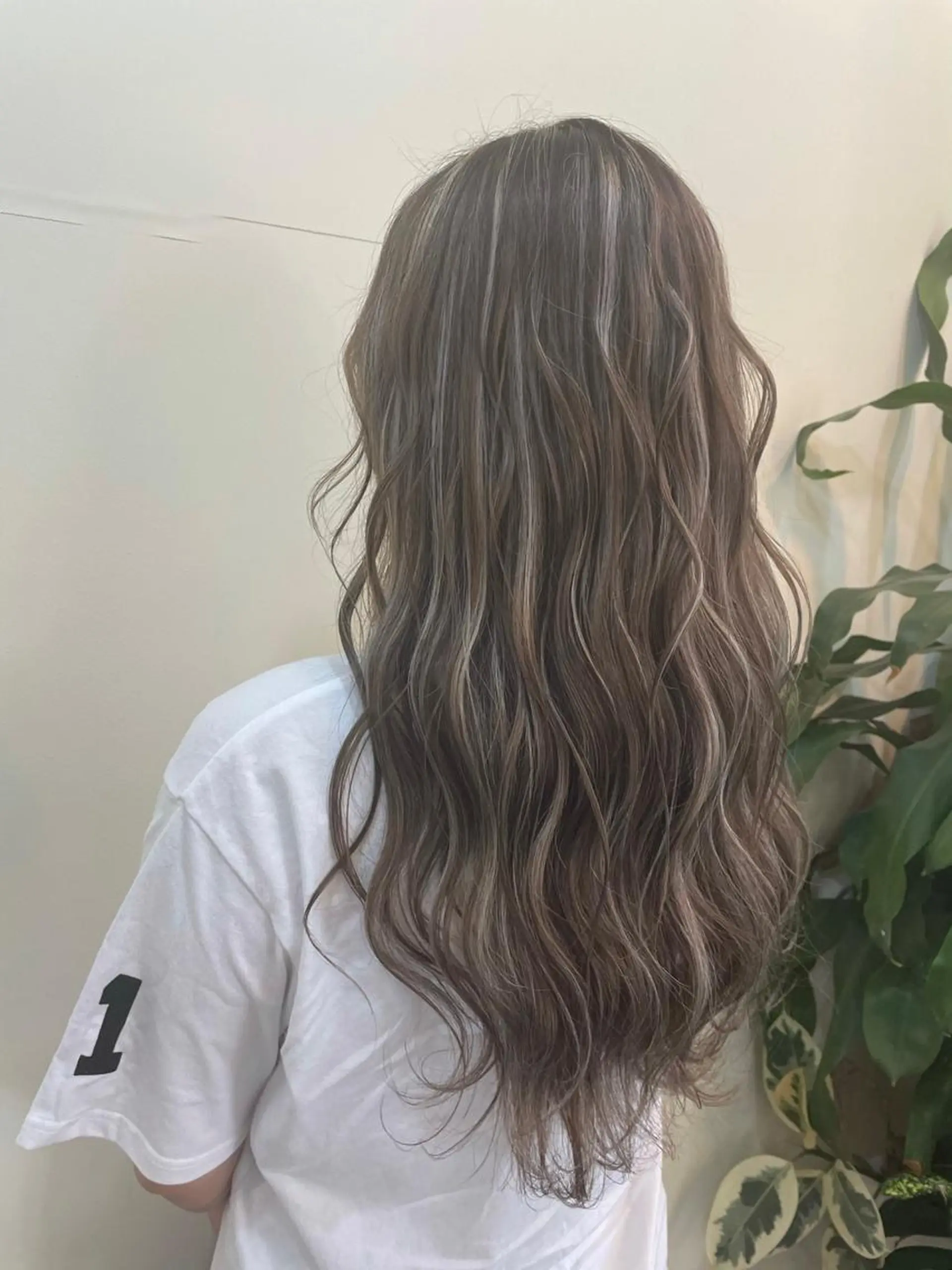 ロング カラー 編み込みエクステ プルエクステ シールエクステ バレイヤージュ ブリーチ ヘアカラー WEST OLAND加藤圭介のヘアスタイル