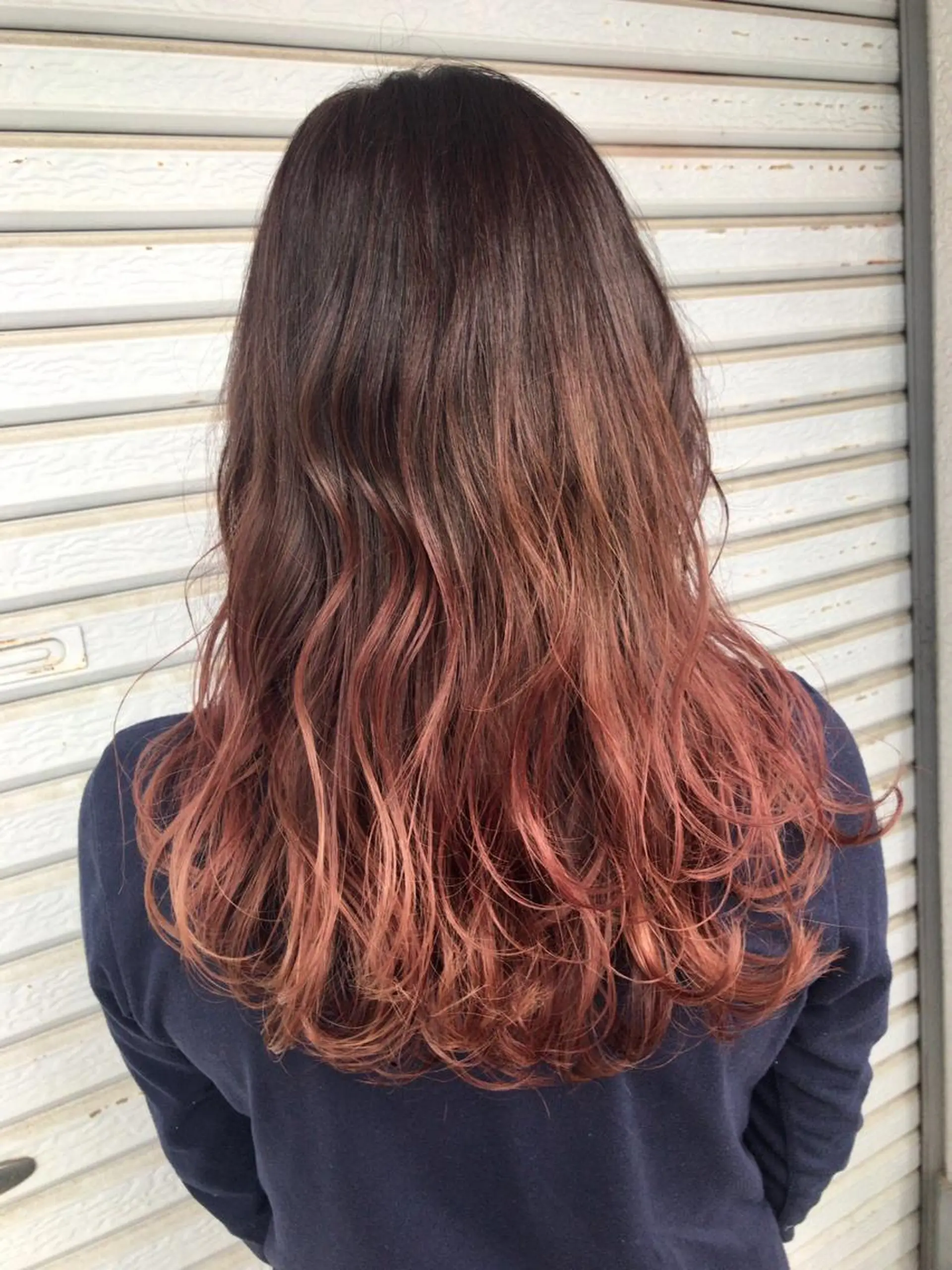 ミディアム カラー レイヤーカット匠 イソザキノリユキのヘアスタイル