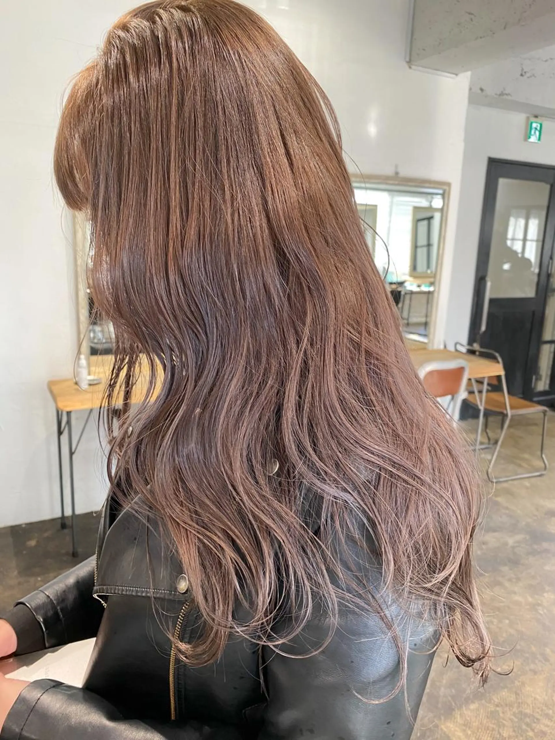 ロング カラー ヘアカラー hair design verda所属・レイヤー暖色カラー 池袋Yamamotoのヘアスタイル