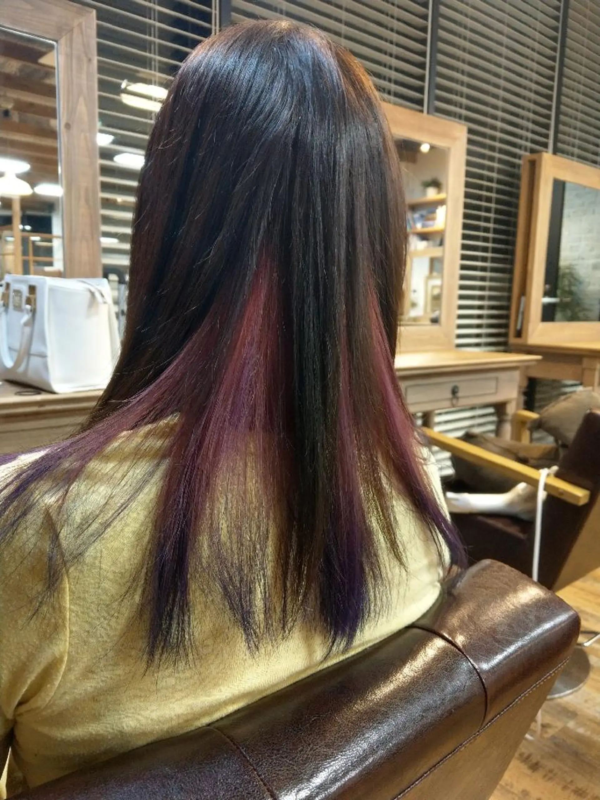 マツエク・マツパ カラー インナーカラー ヘアカラー little吉祥寺所属・店長　佐藤 祐輔のヘアスタイル