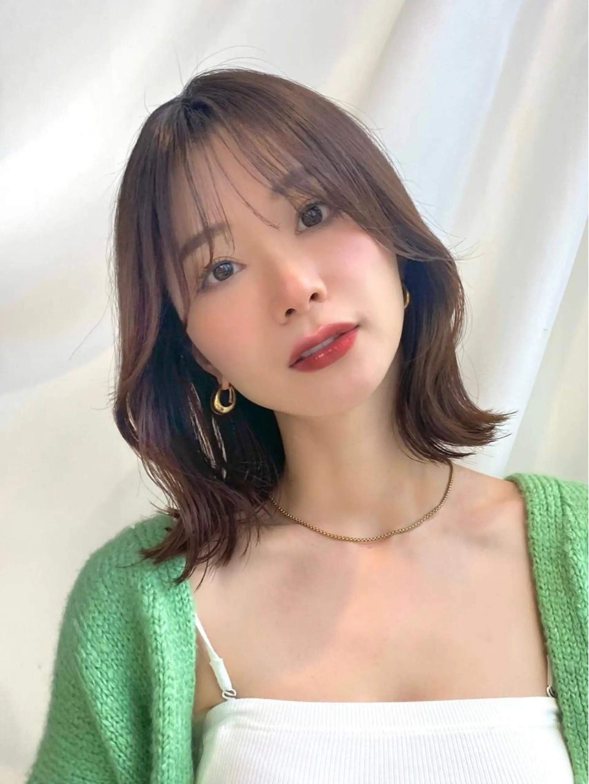 ミディアム カラー パーマ ヘアアレンジ 切りっぱなしボブ アディクシーカラー ブリーチ 透明感カラー イルミナカラー カット 小野寺瑞希 /最小顔カットのヘアスタイル