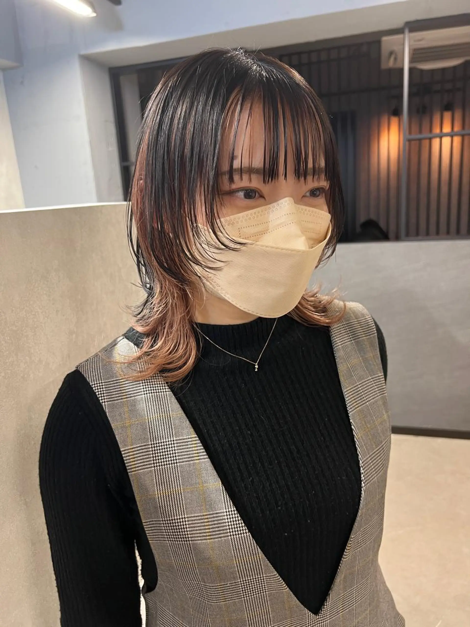 ミディアム ヘアカラー トリートメント ブリーチ/ウルフ ハッシュカット/石山のヘアスタイル