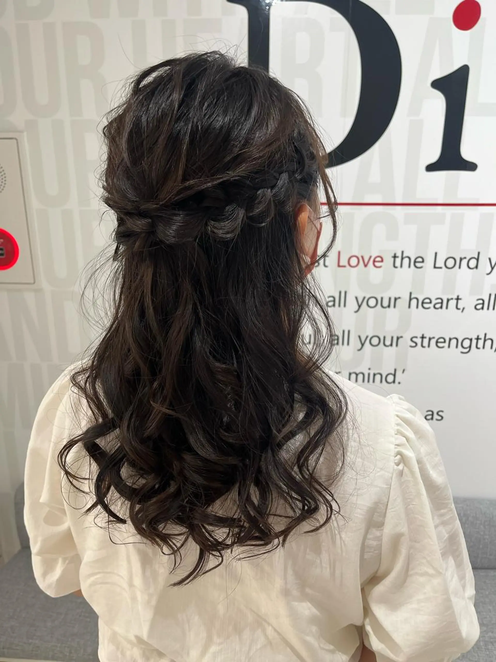 ロング ヘアアレンジ tomida yukiのマツエク・マツパデザイン