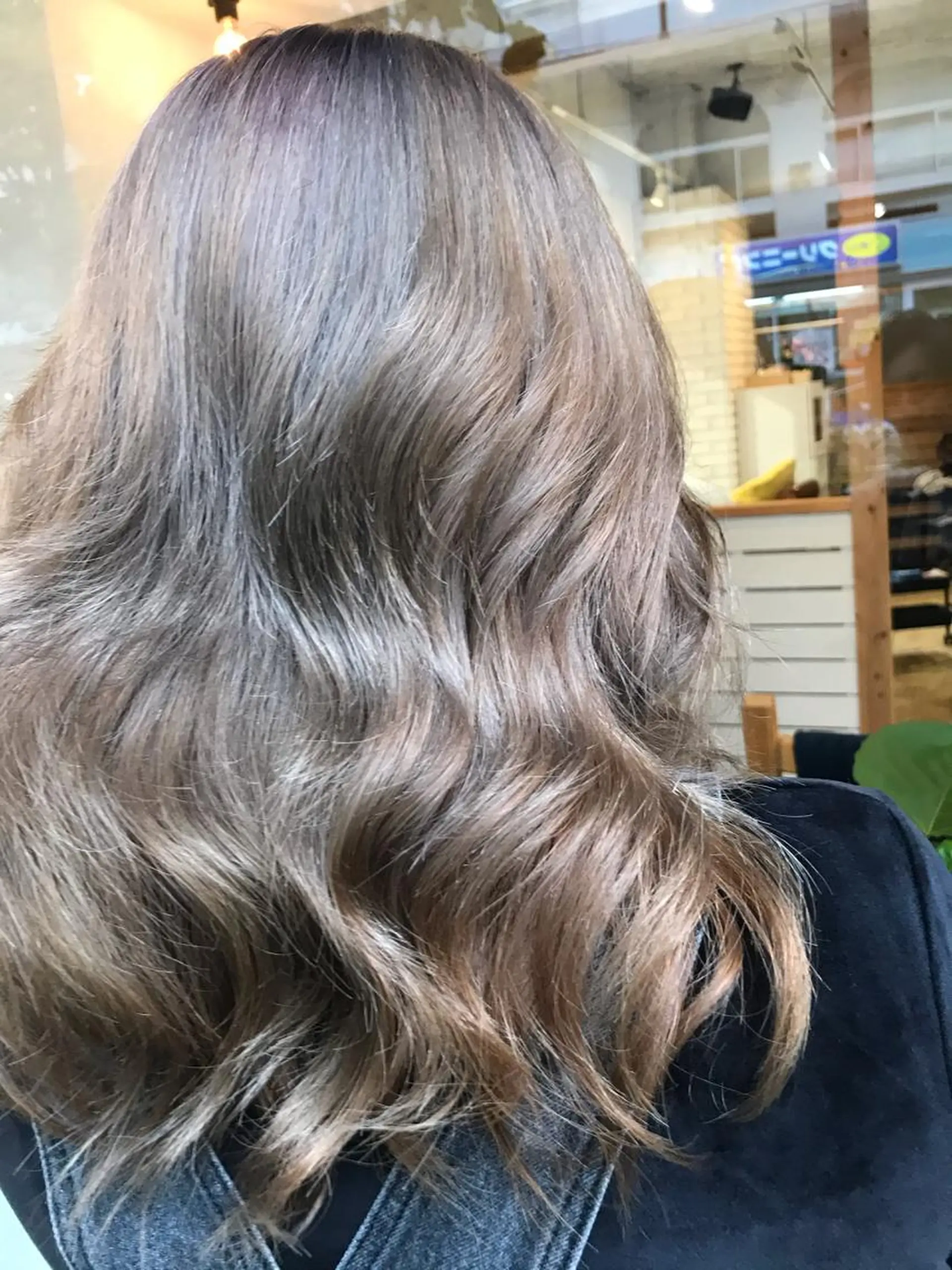 セミロング 渋谷 ミモザワークス タニグチヨシユキのヘアスタイル