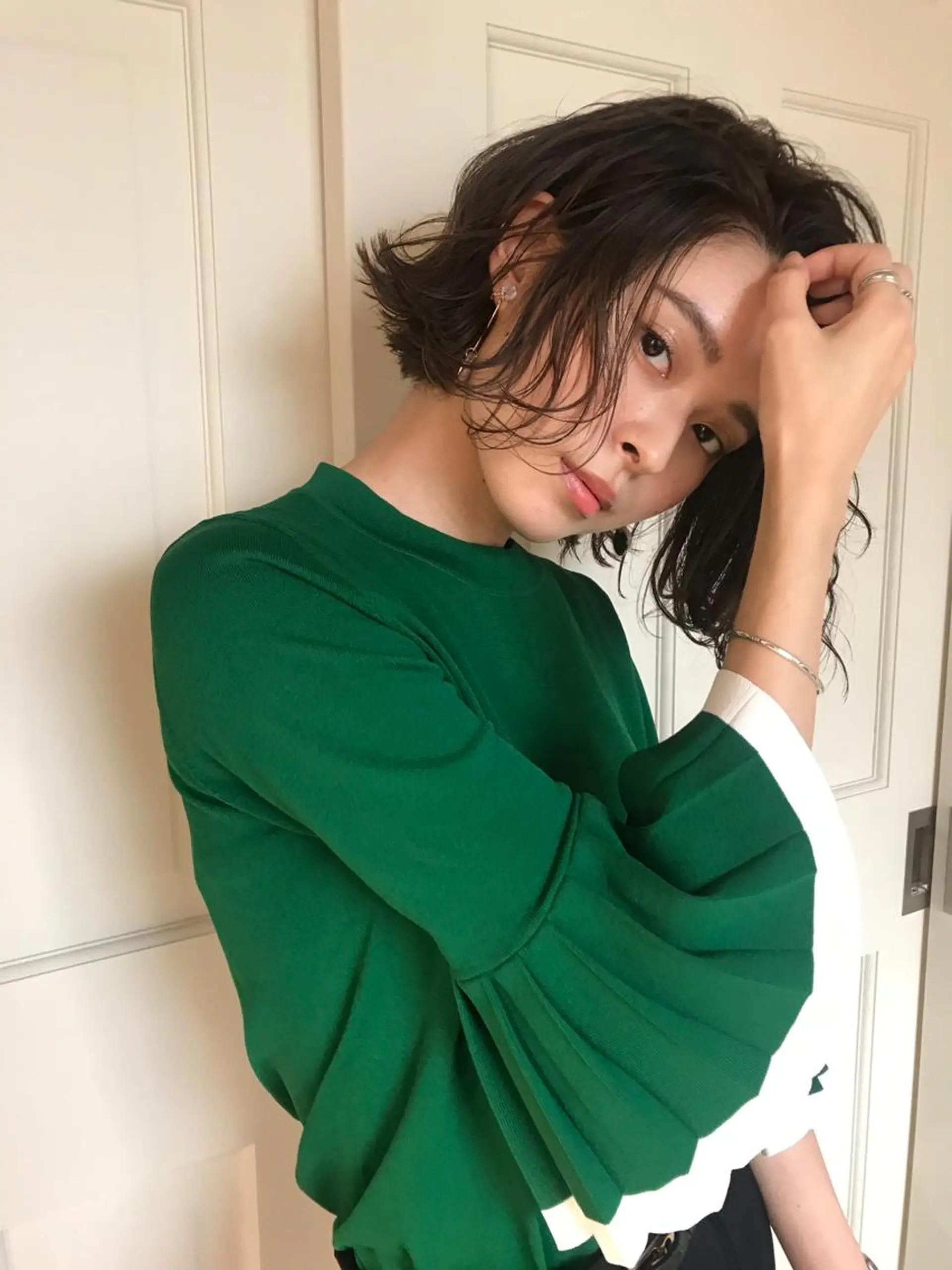 ショート カラー 切りっぱなしボブ グレージュ ハイライトカラー ボブ ハイライト 🇨🇳ワンホンヘア 下田鉄也のヘアスタイル