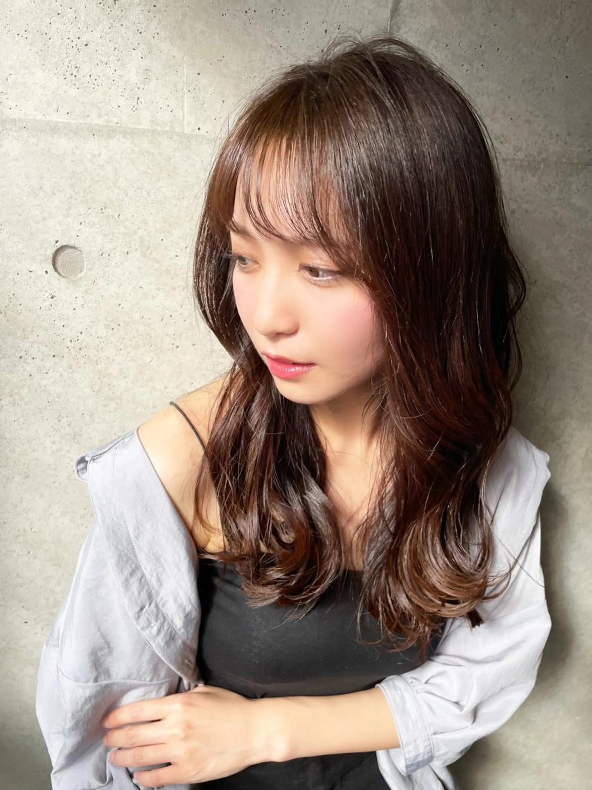 セミロング カラー 韓国風ヘア レイヤーカット KURO/ズボラでも できる韓国ヘアのヘアスタイル