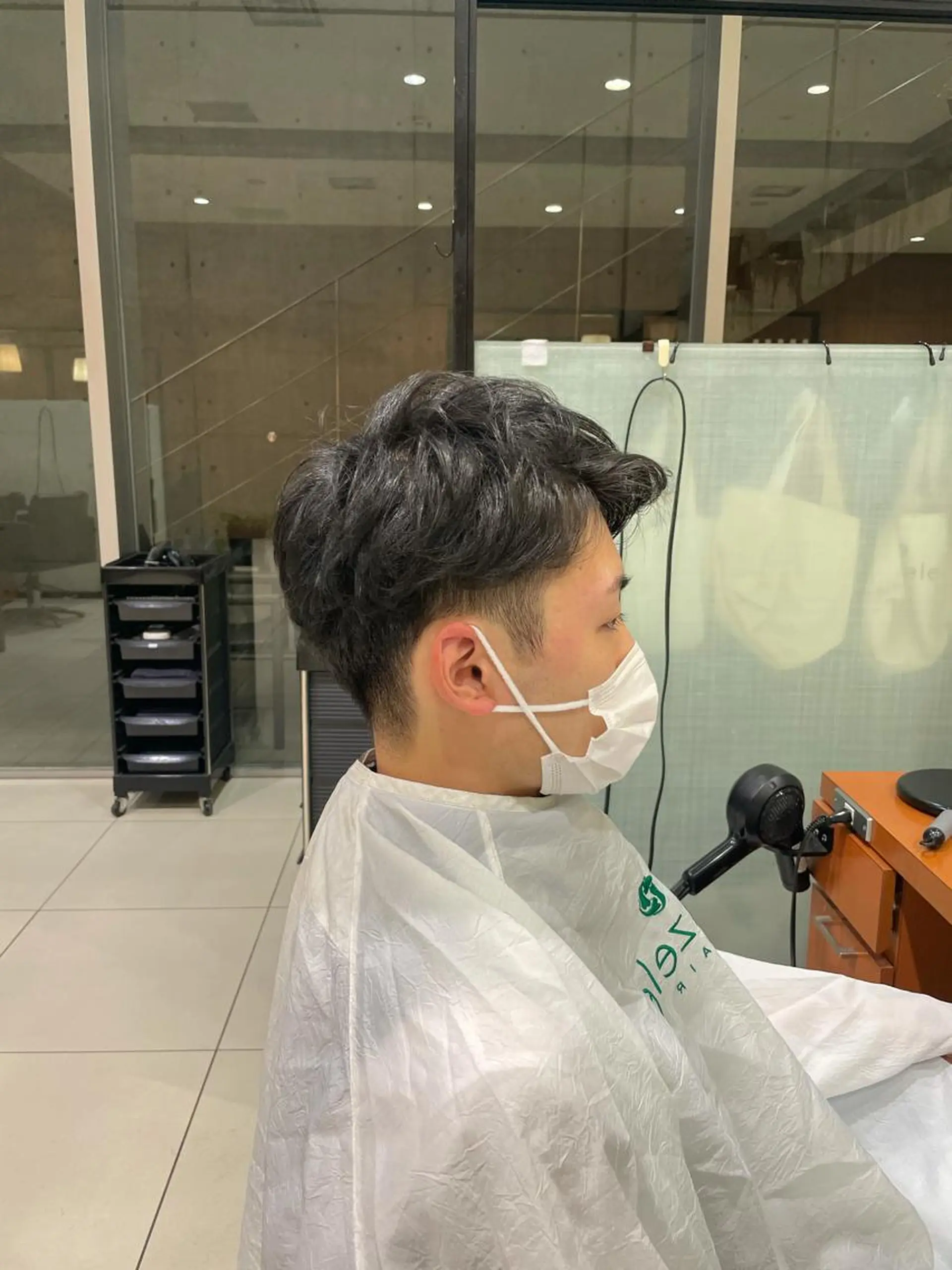 ショート パーマ メンズ メンズパーマ 髙田 千華 レディースカットのヘアスタイル