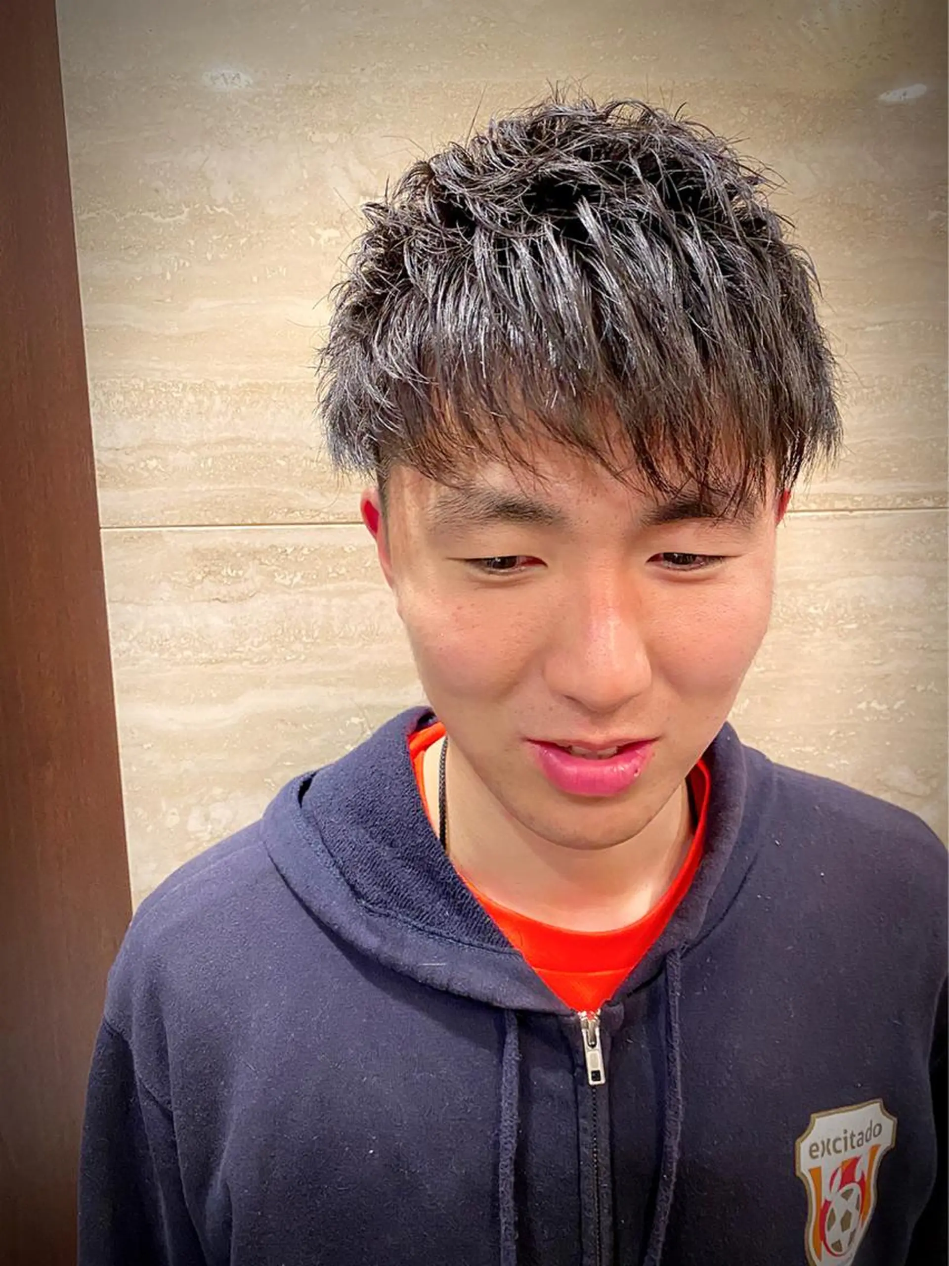ショート パーマ メンズ 山田 哲平のヘアスタイル