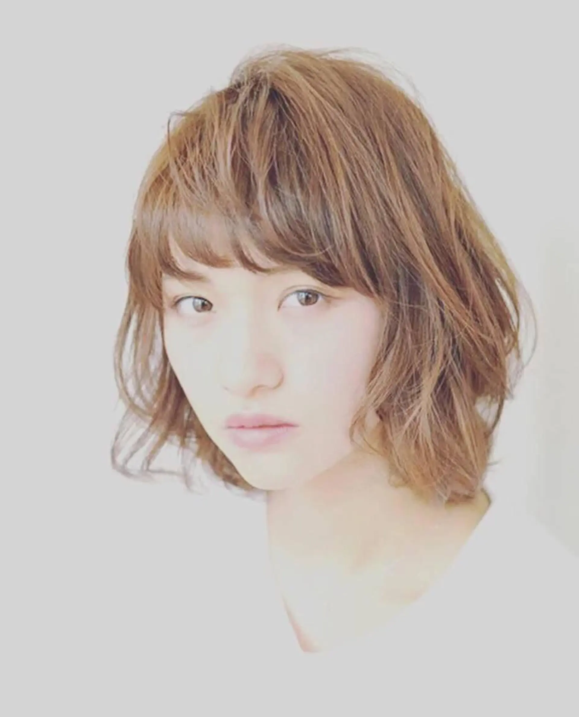 ショート カラー パーマ u hair所属・こばやし ももこのヘアスタイル