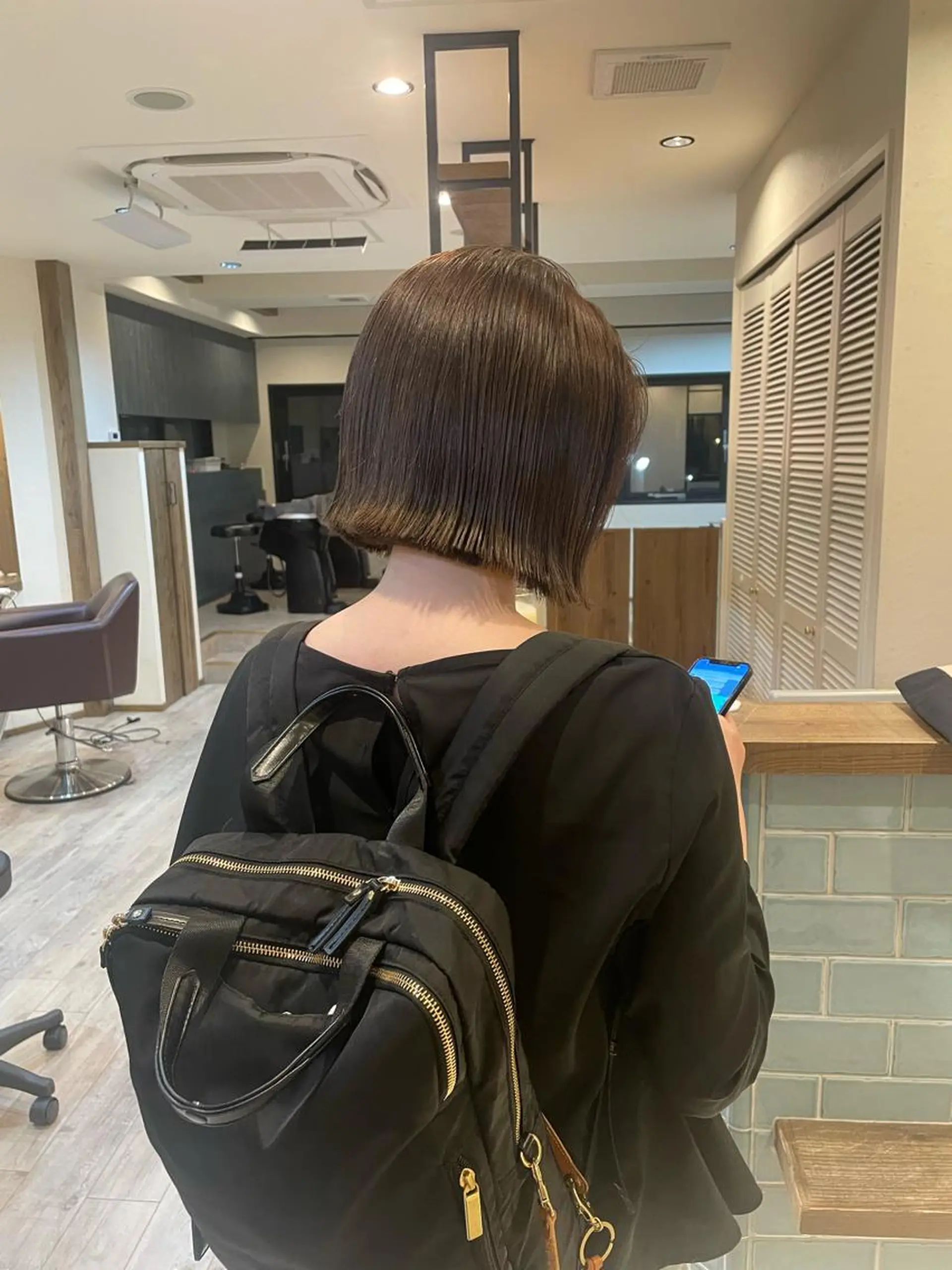 ミディアム カラー 切りっぱなしボブ ボブ 渋谷 留菜のヘアスタイル