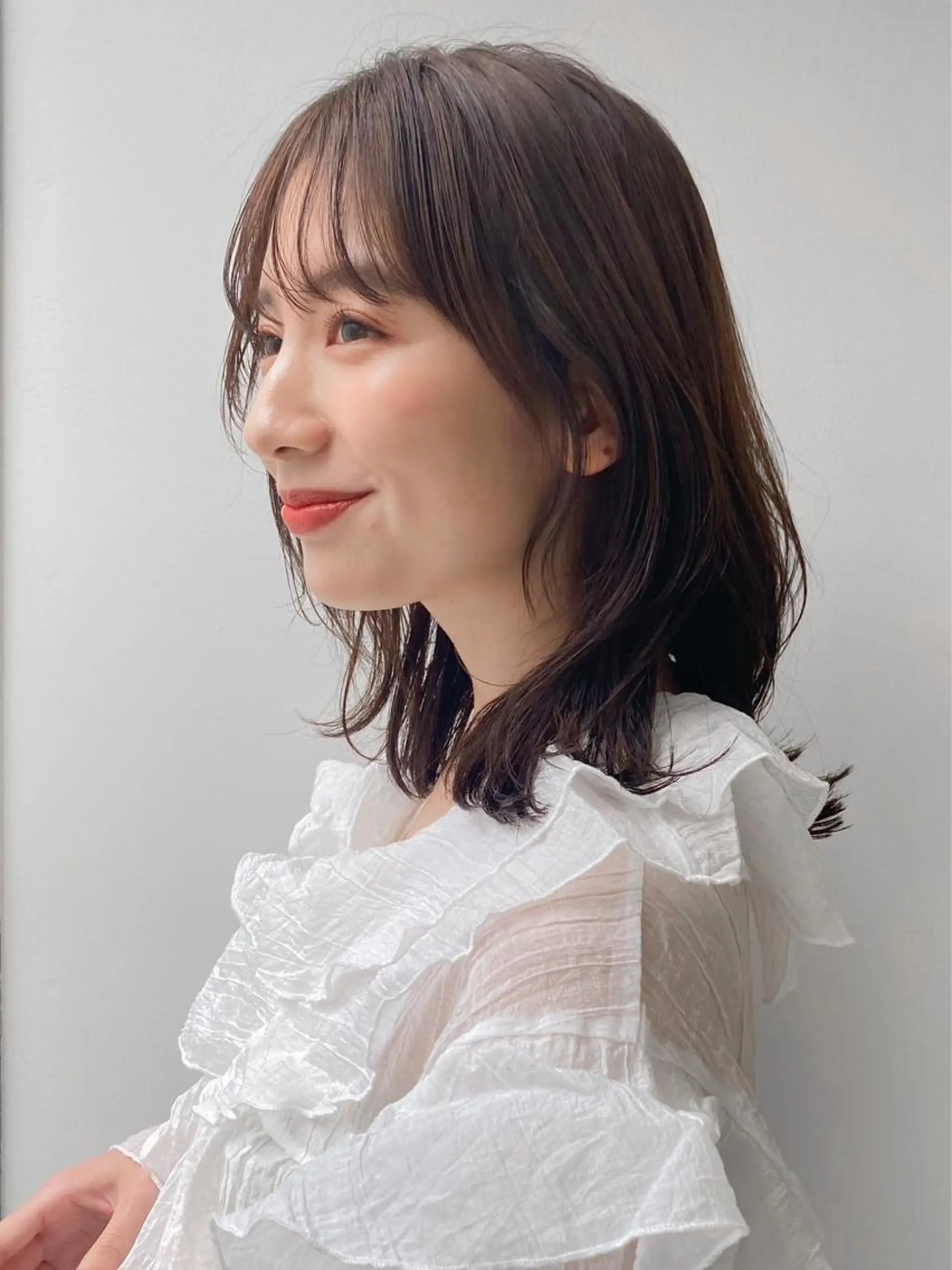 ミディアム Agnos青山所属・鈴木 里奈のヘアスタイル