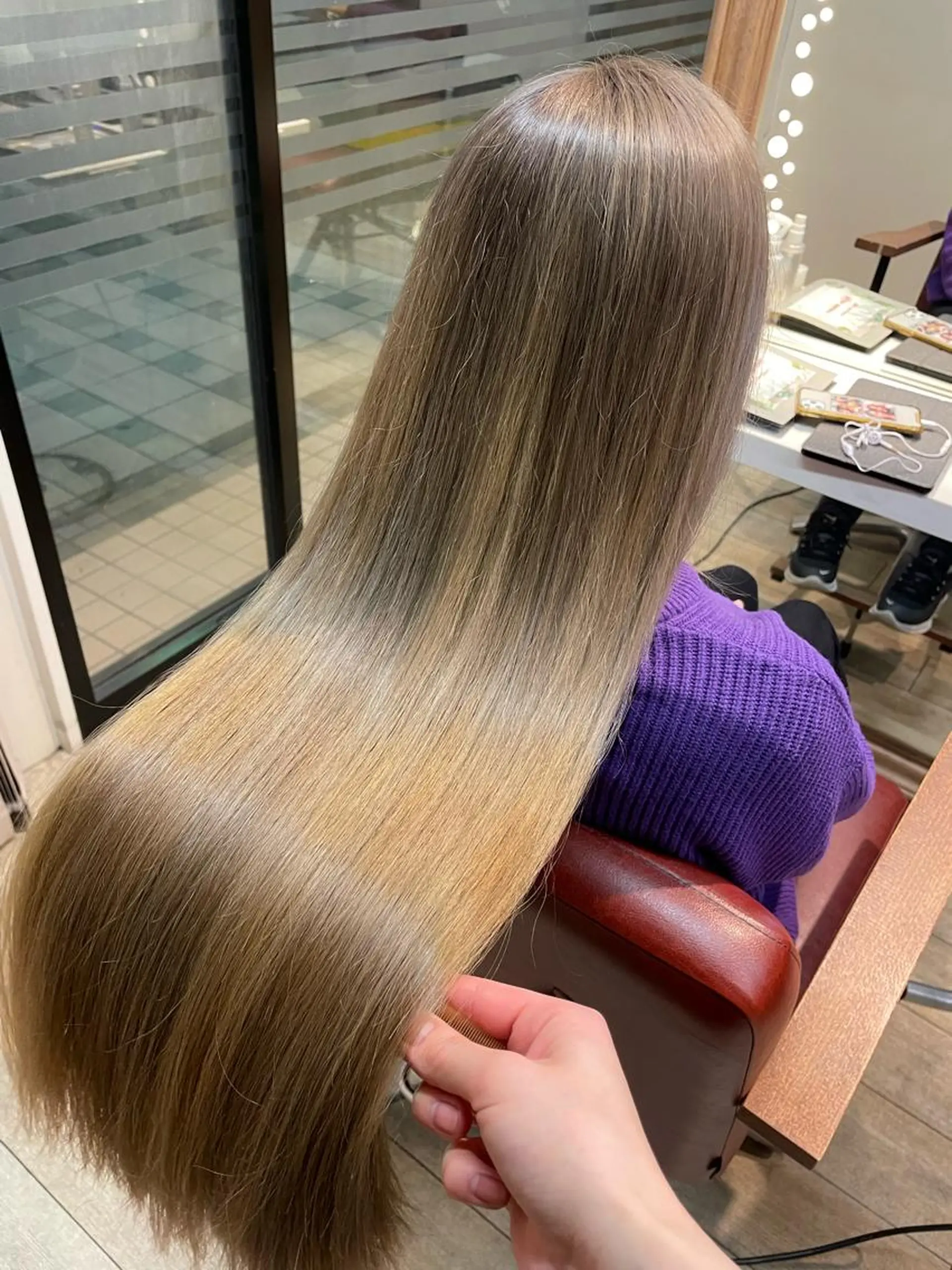 ロング カラー ダブルカラー トリートメント カット ヘアカラー トリートメント LOG/所属・✨縮毛/ブリーチ✨ 出口 紗依のヘアスタイル