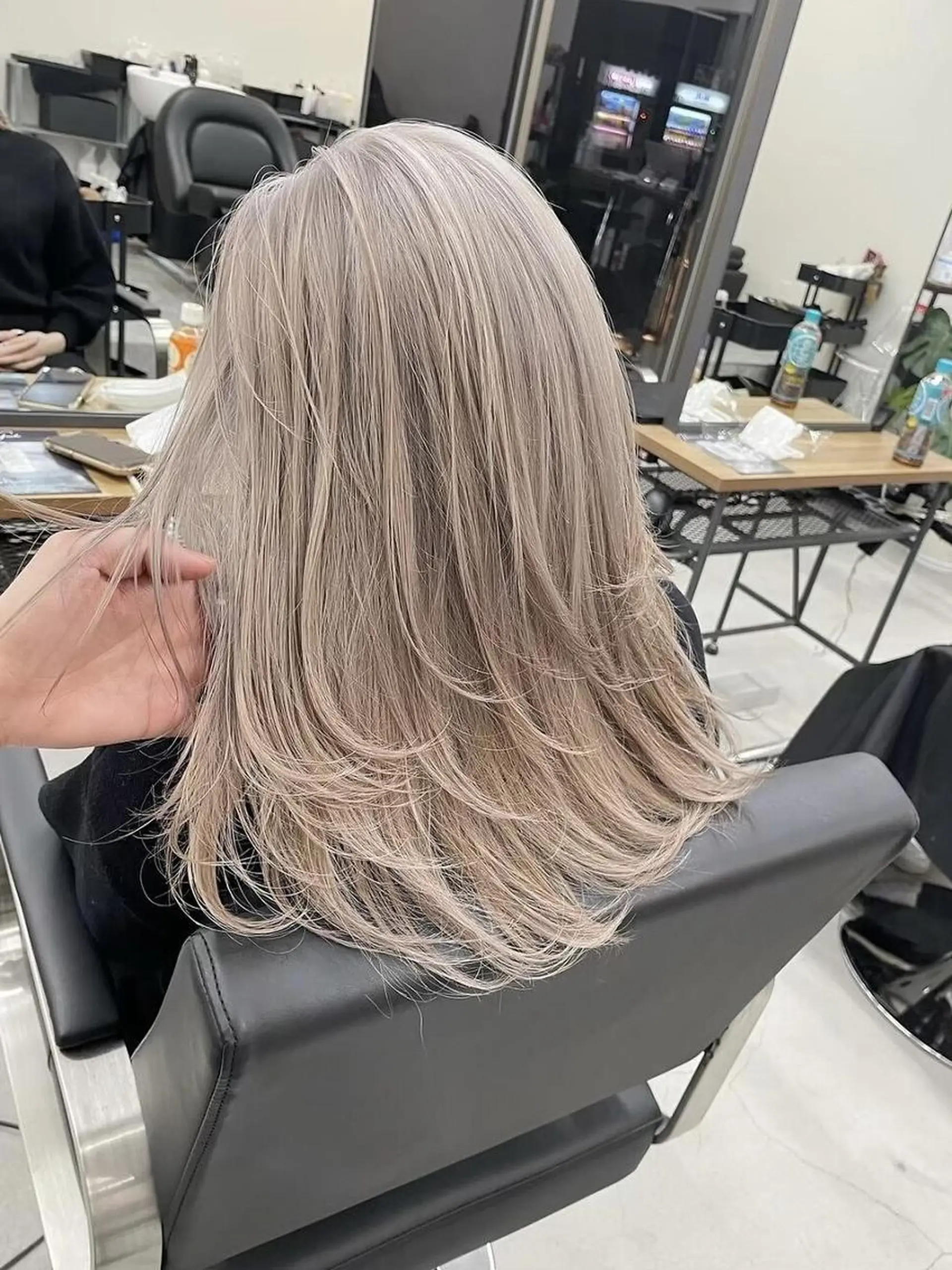 ショート カット ヘアカラー トリートメント ヘアセット カラー特化サロン Eir心斎橋のヘアスタイル